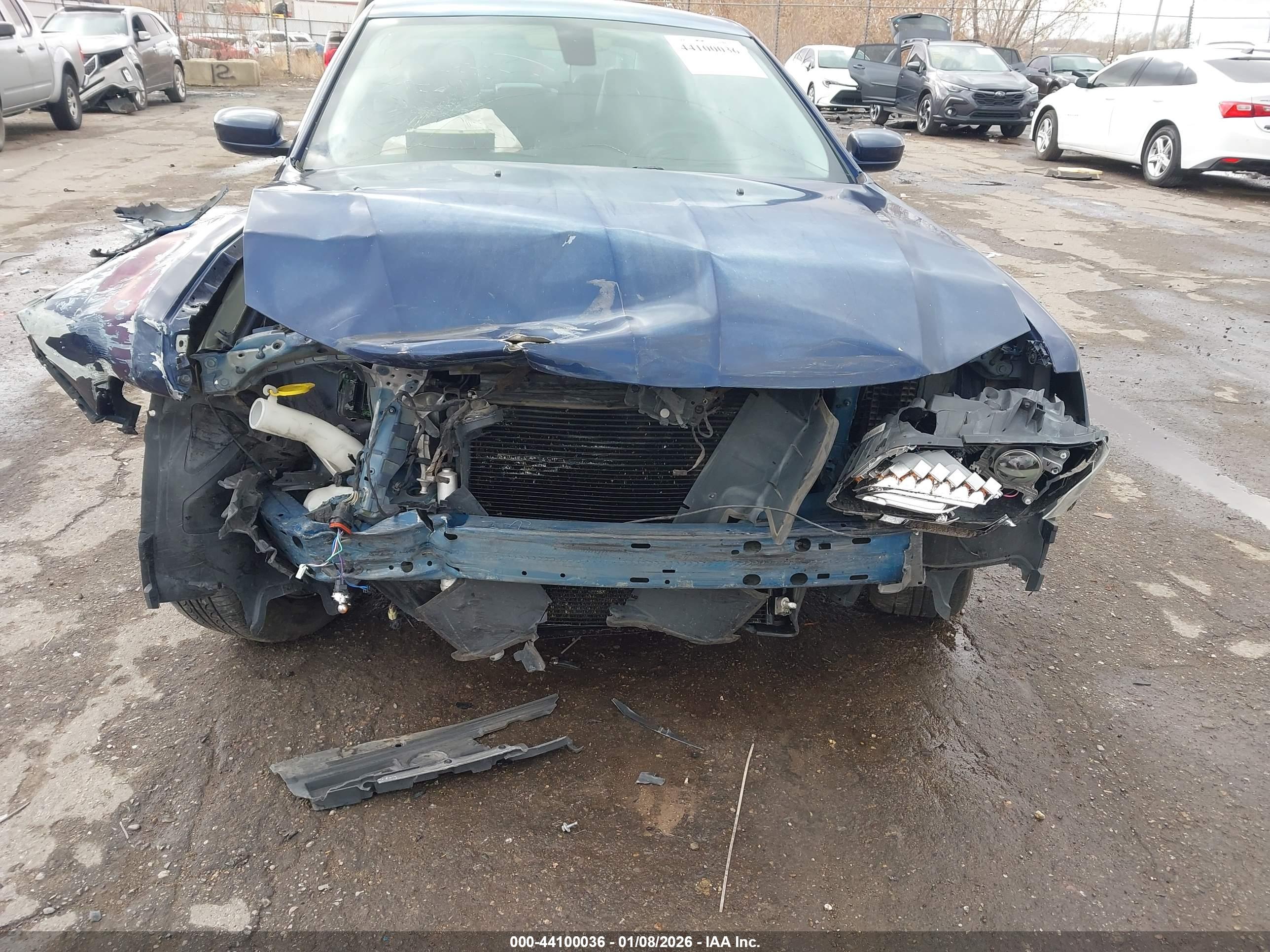 CHRYSLER 300 image 6