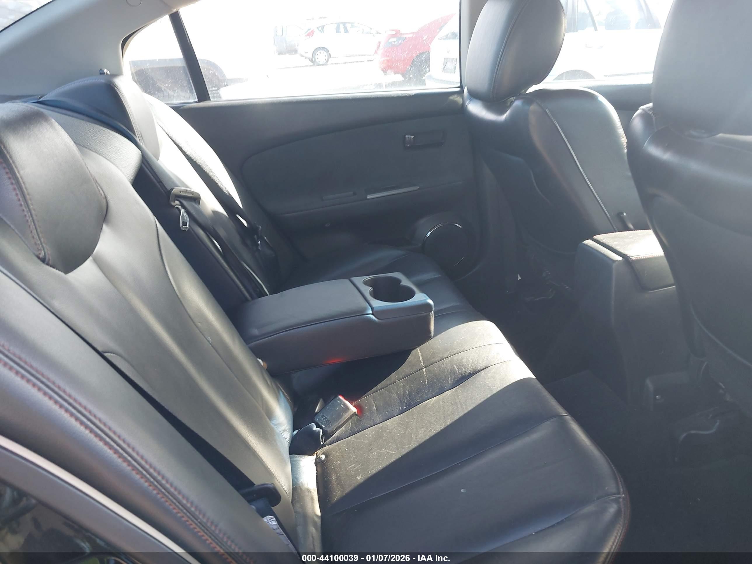 NISSAN ALTIMA image 8