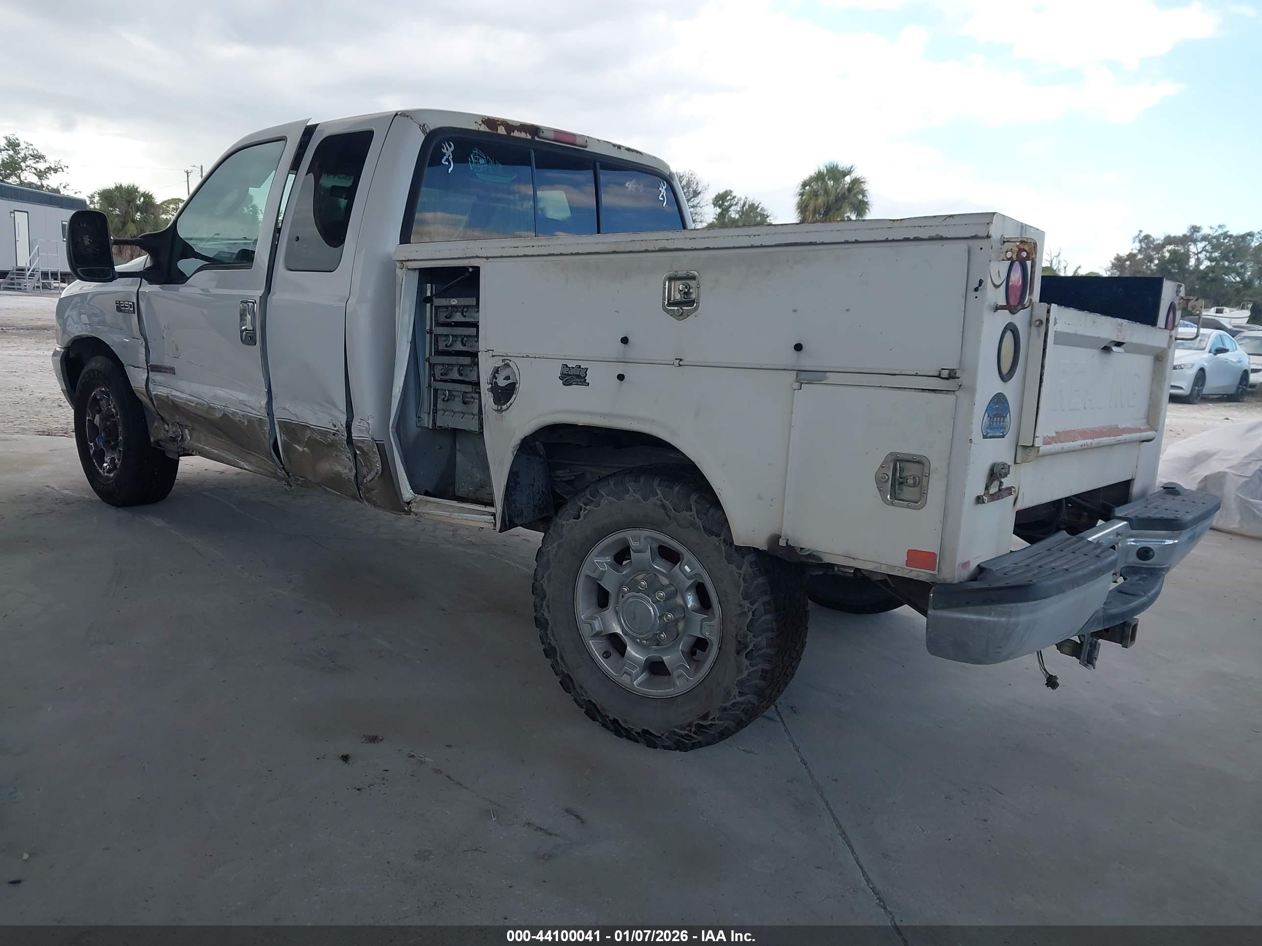 FORD F-250 image 3