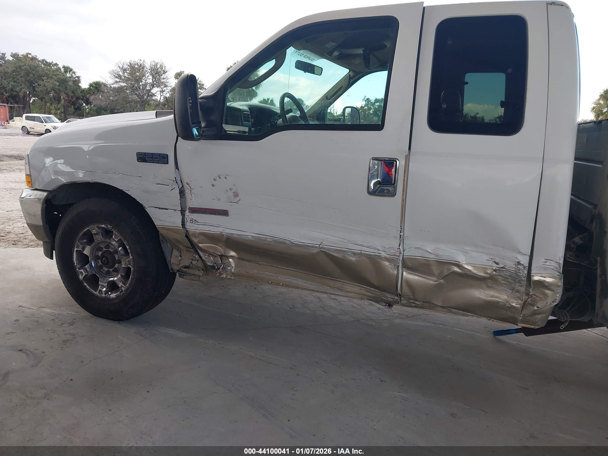 FORD F-250 image 6