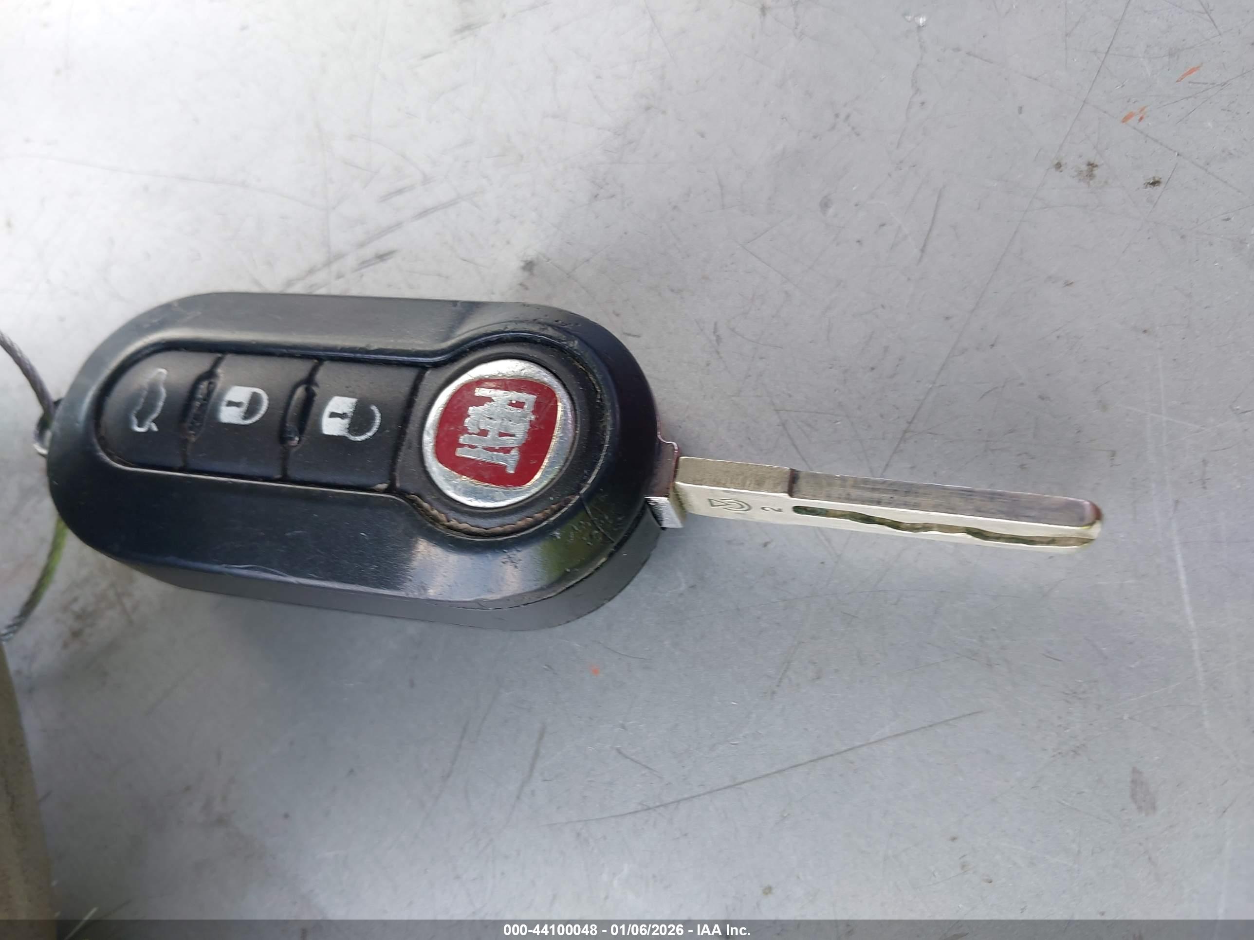 FIAT 500C image 11