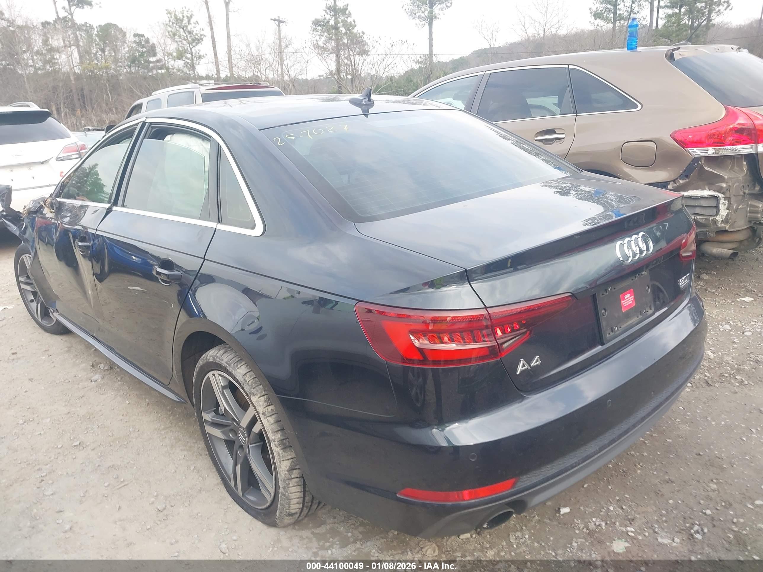 AUDI A4 image 3