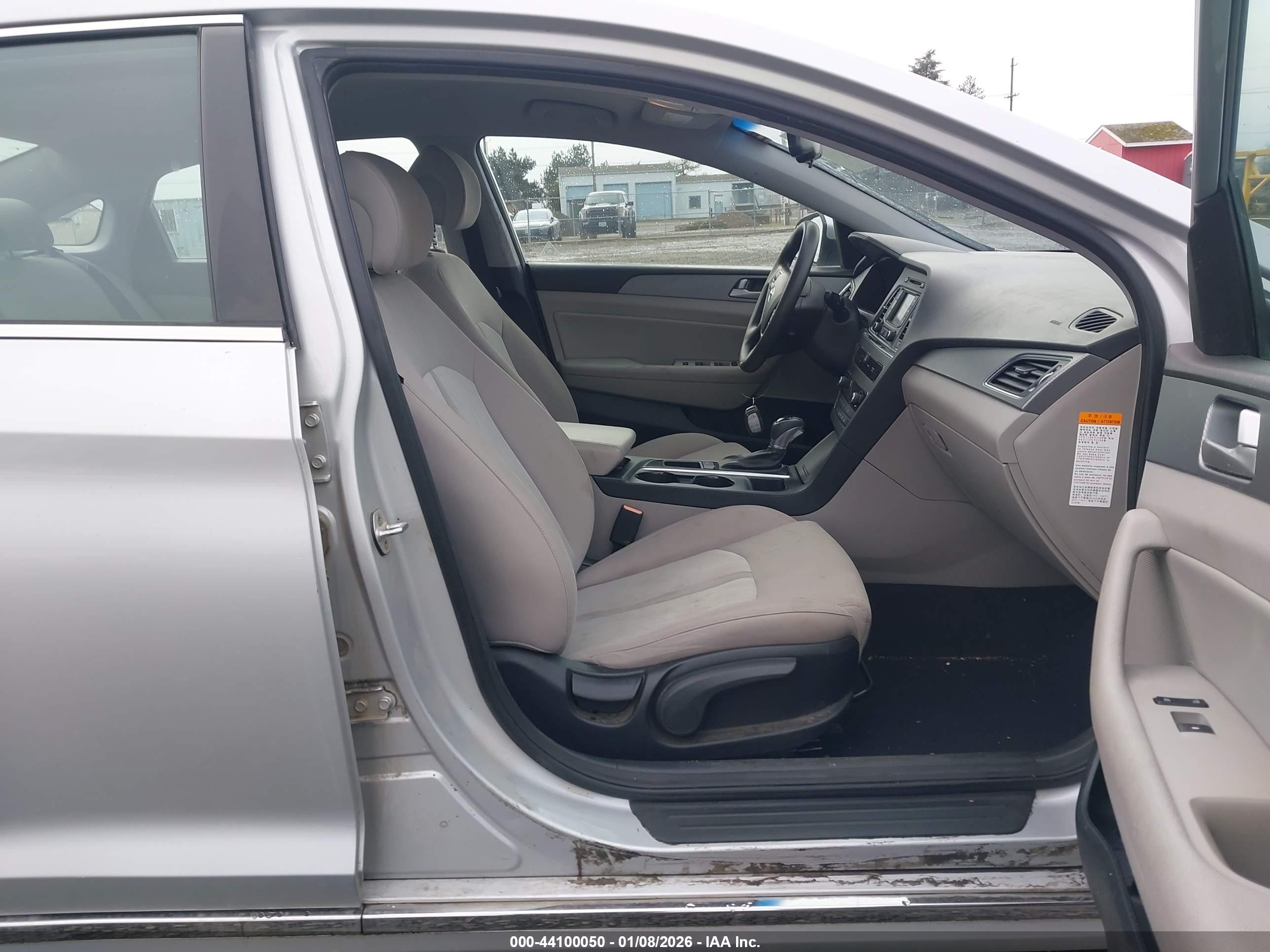 HYUNDAI SONATA image 5