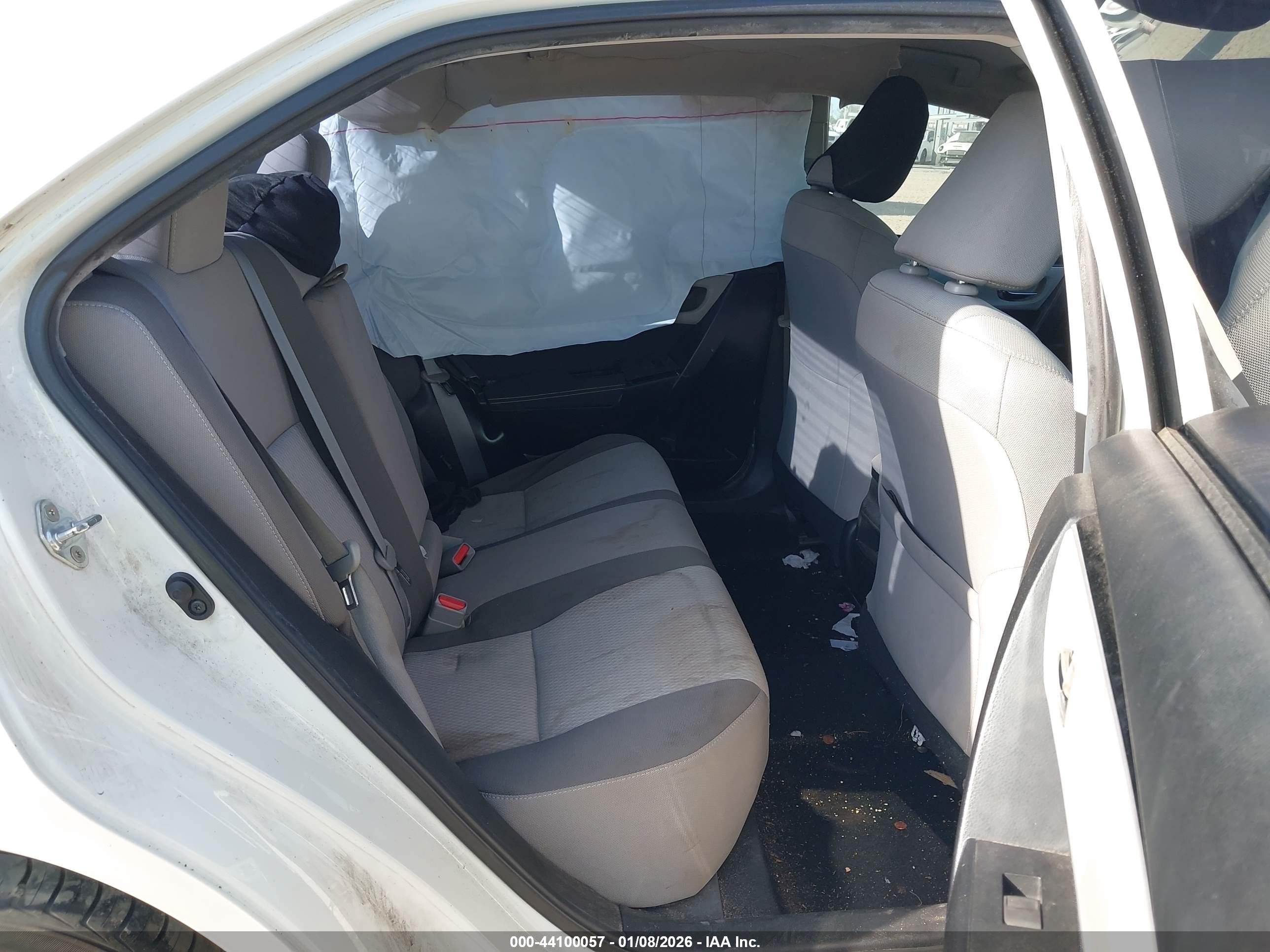 TOYOTA COROLLA image 8
