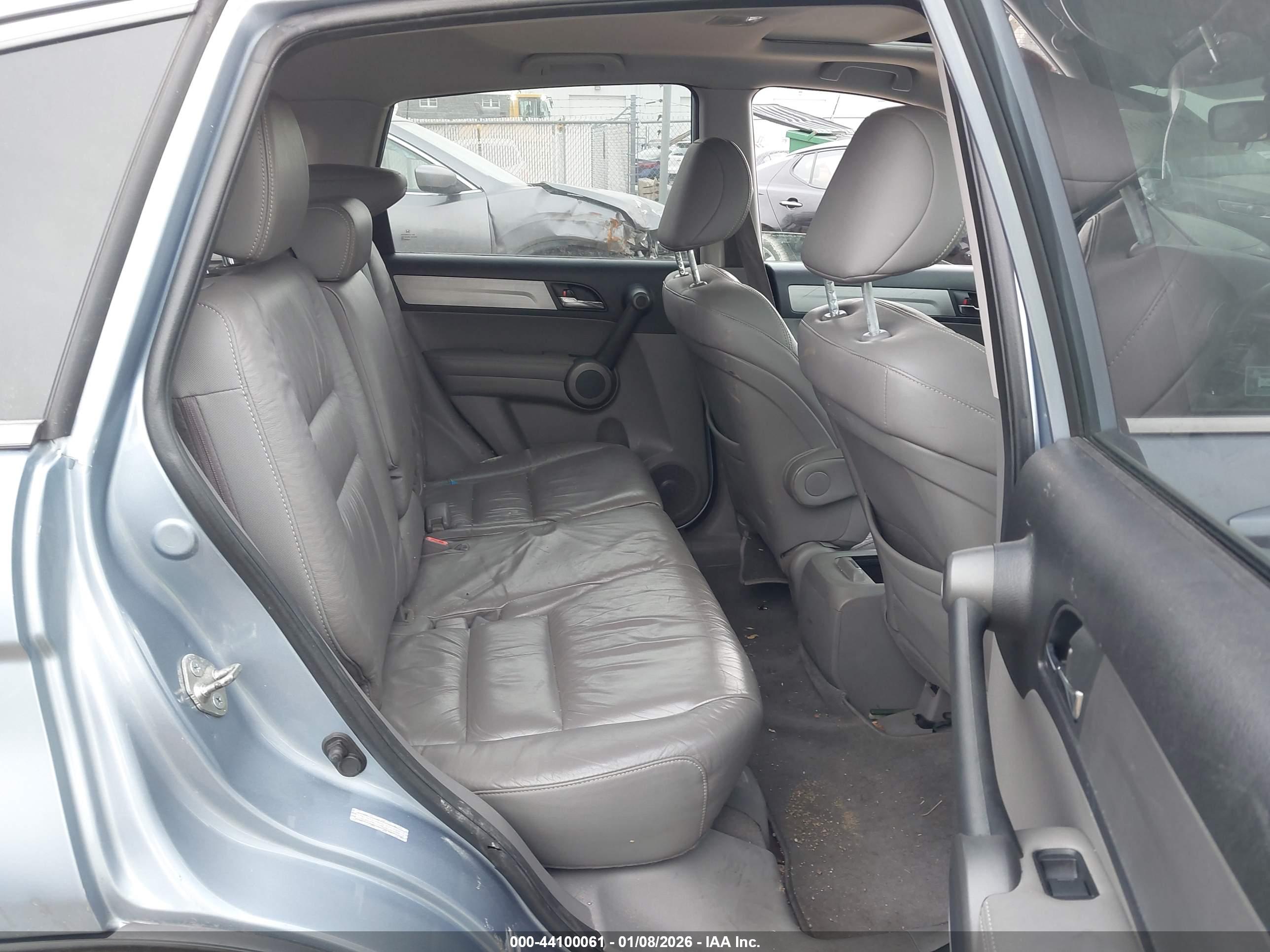 HONDA CR-V image 8