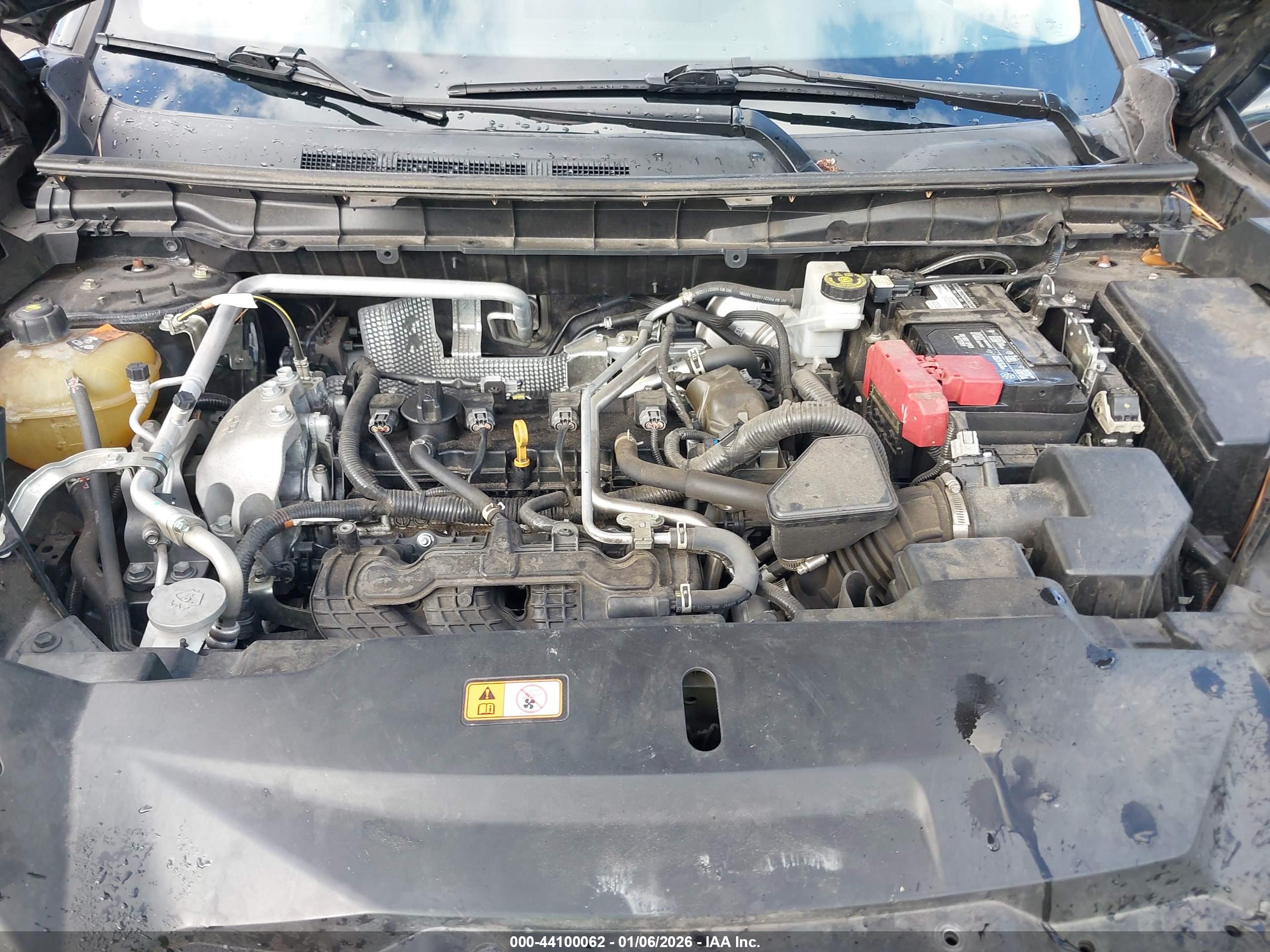 MITSUBISHI OUTLANDER image 10