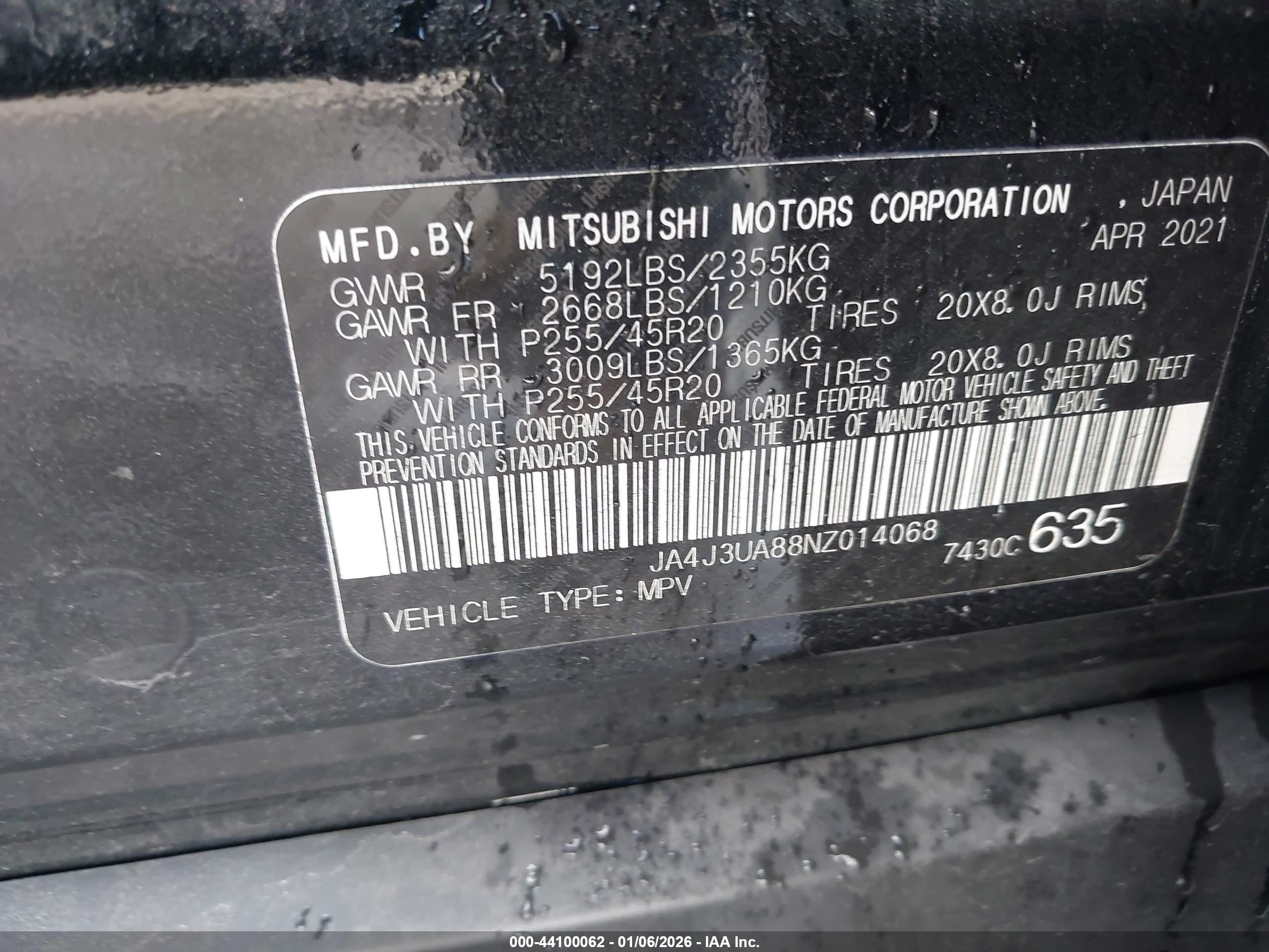 MITSUBISHI OUTLANDER image 9