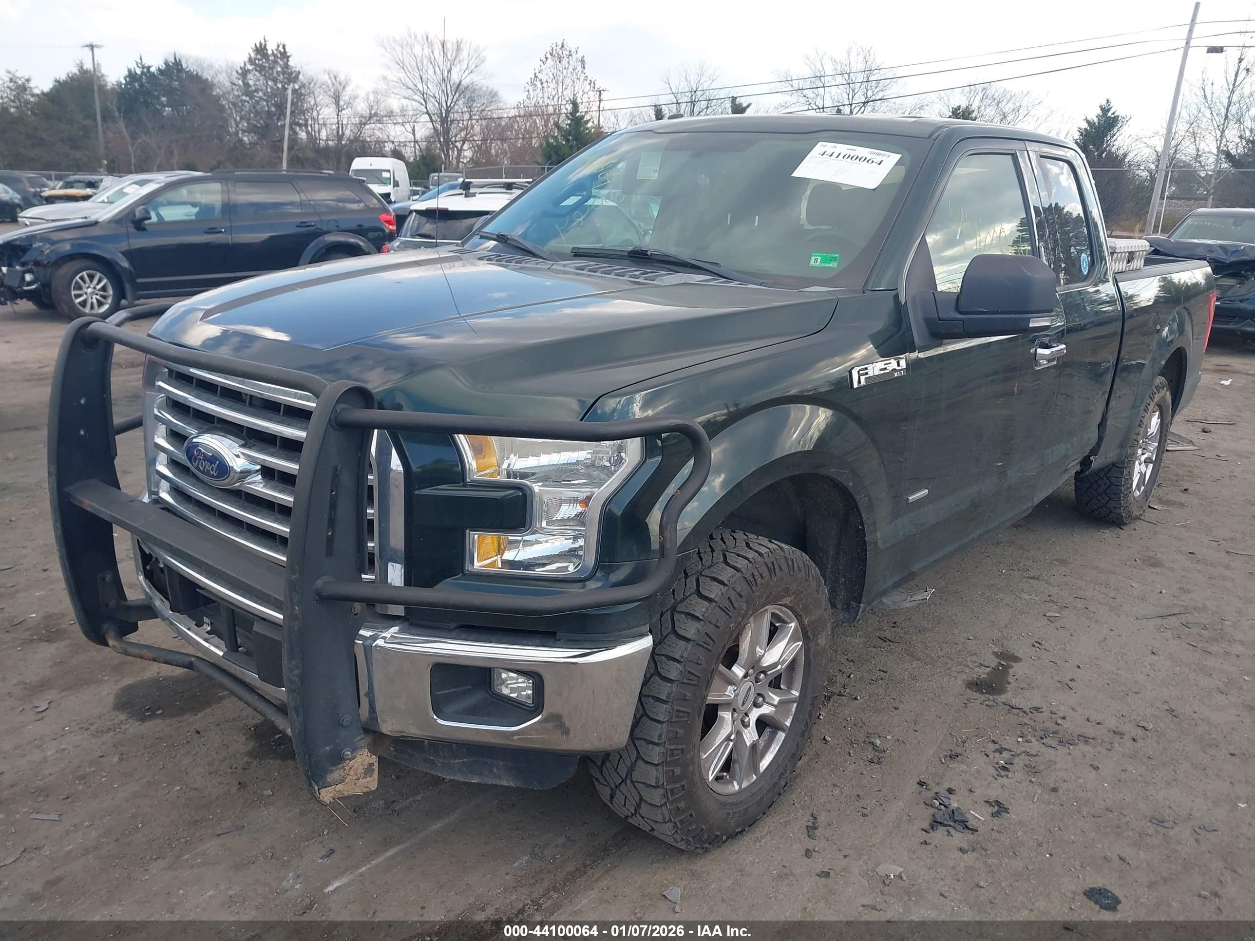 FORD F-150 image 2