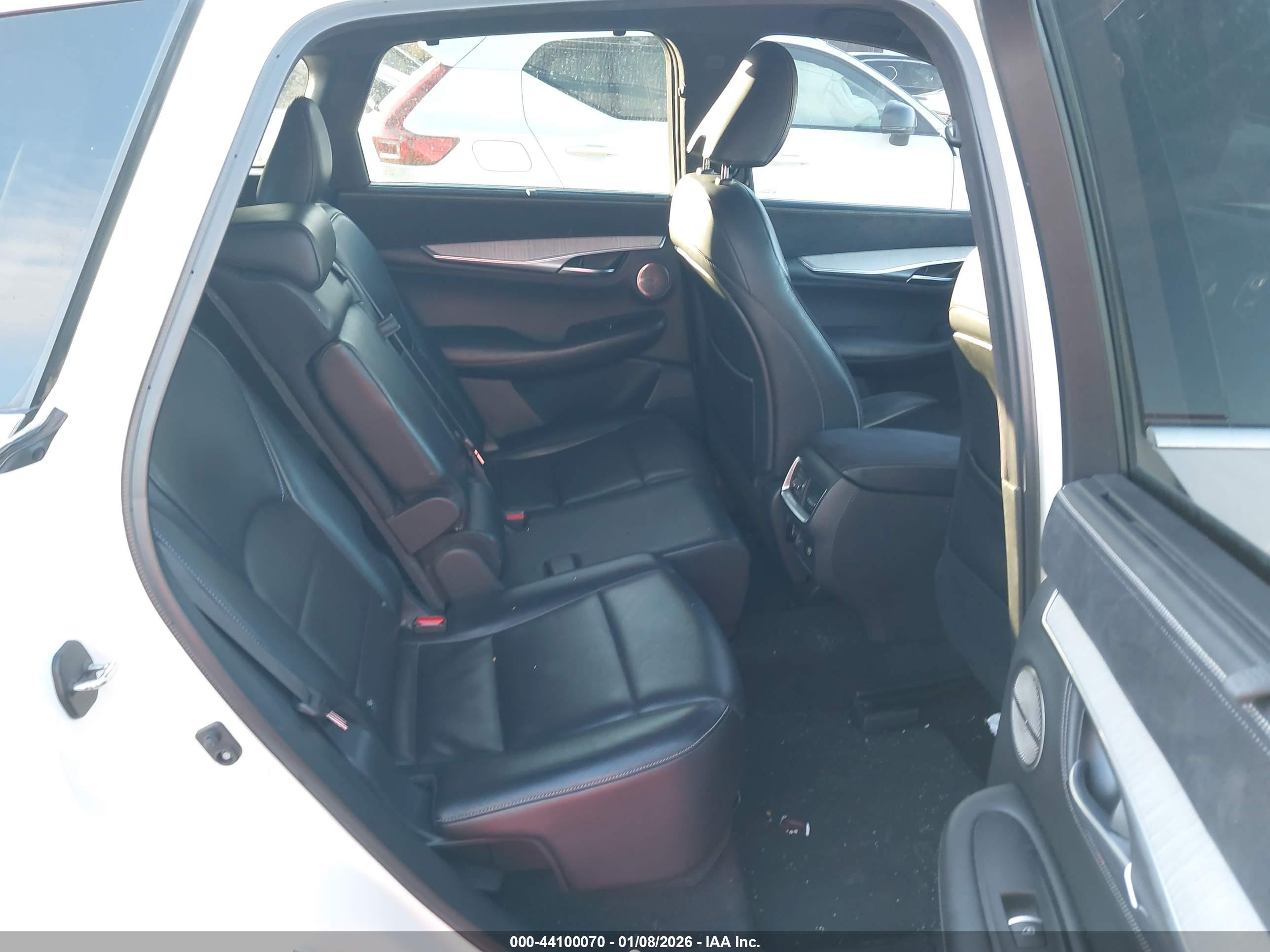INFINITI QX50 image 8