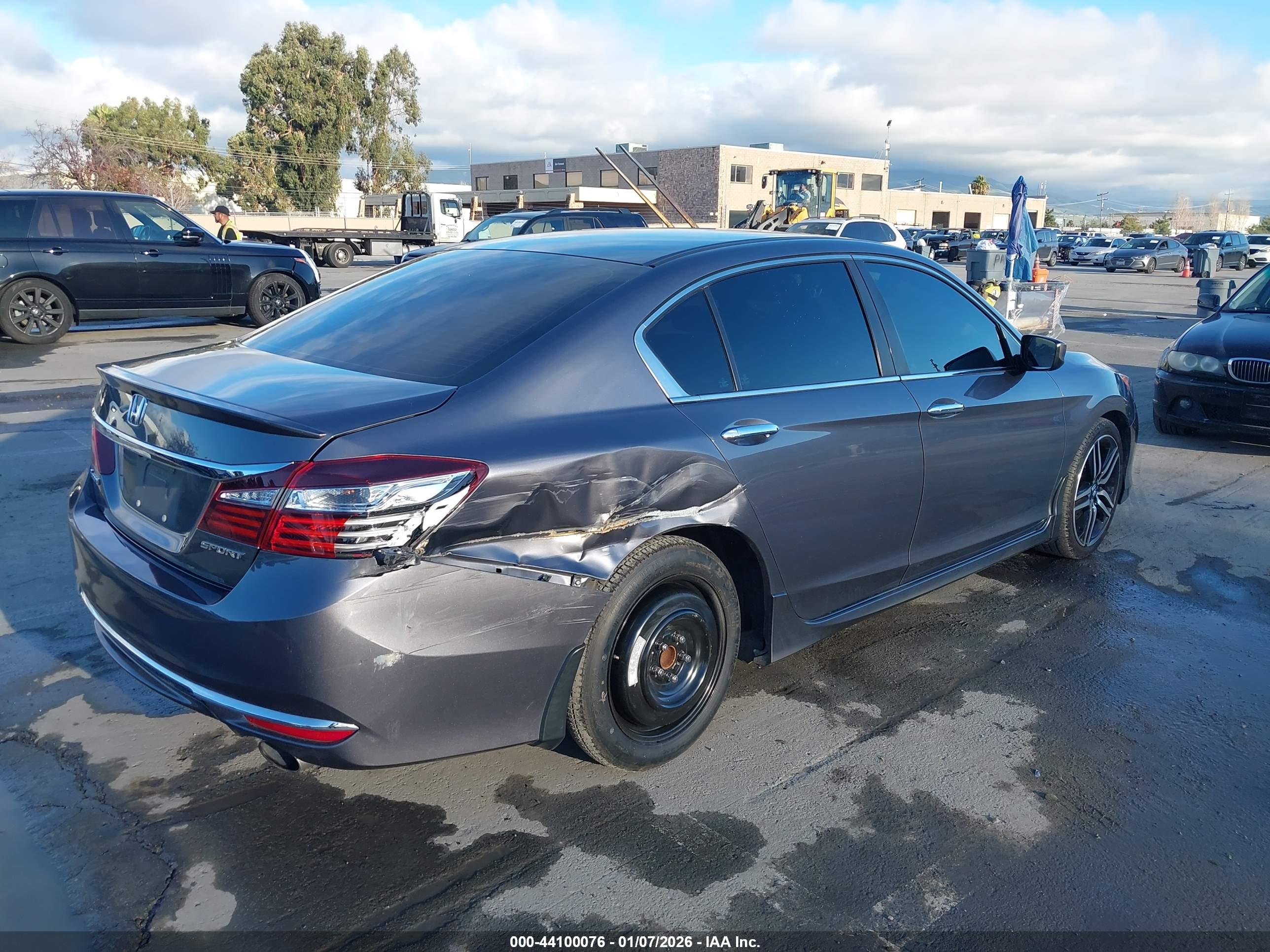 HONDA ACCORD image 4