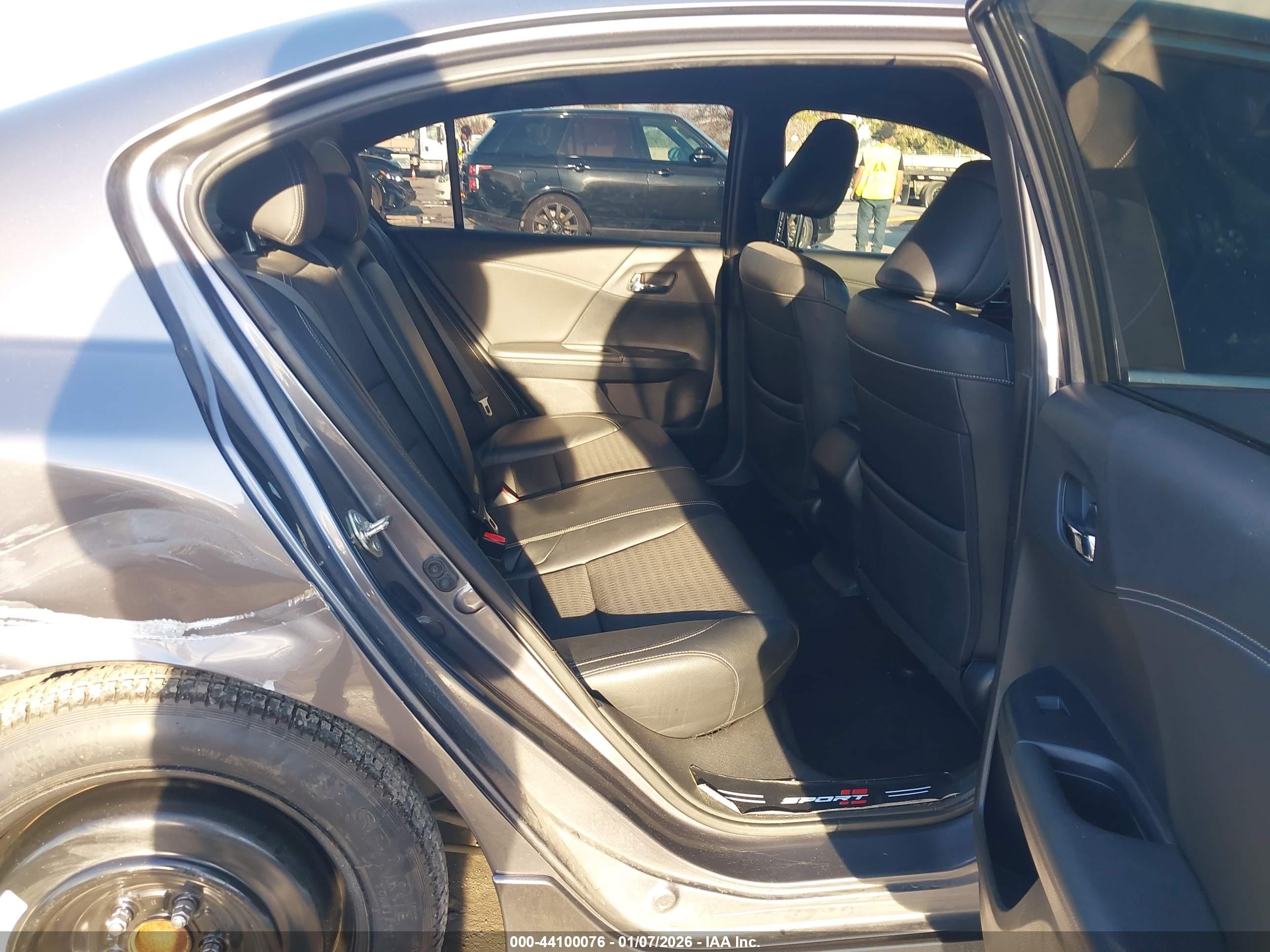 HONDA ACCORD image 8