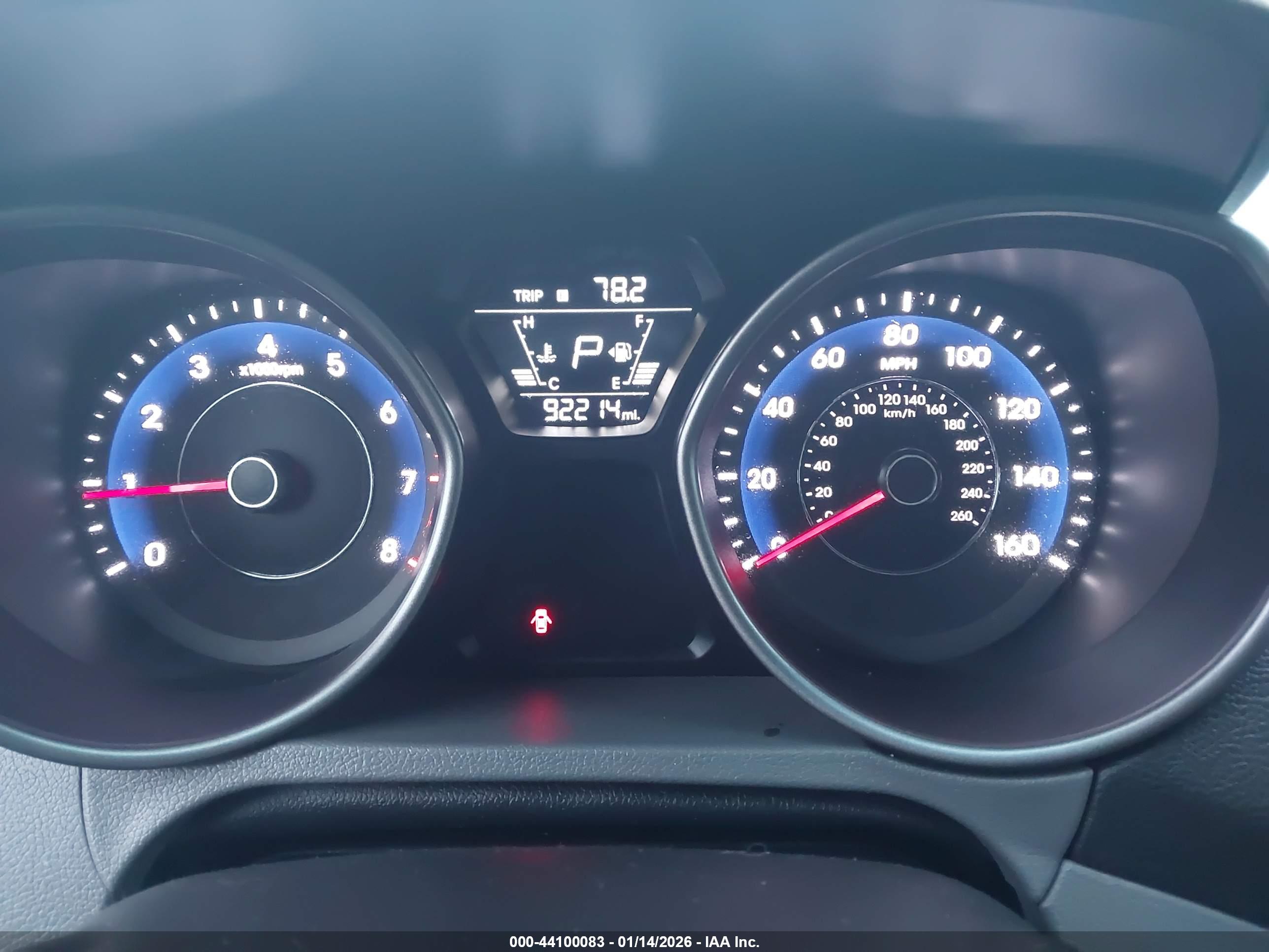 HYUNDAI ELANTRA image 7