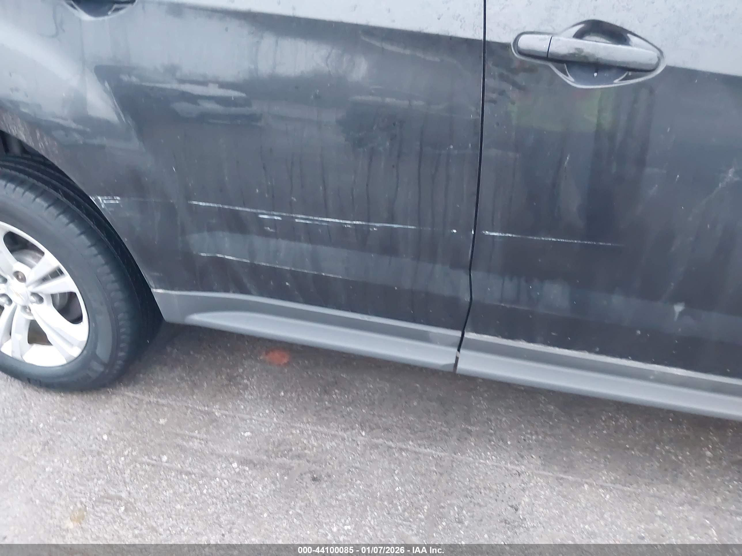 CHEVROLET EQUINOX image 6