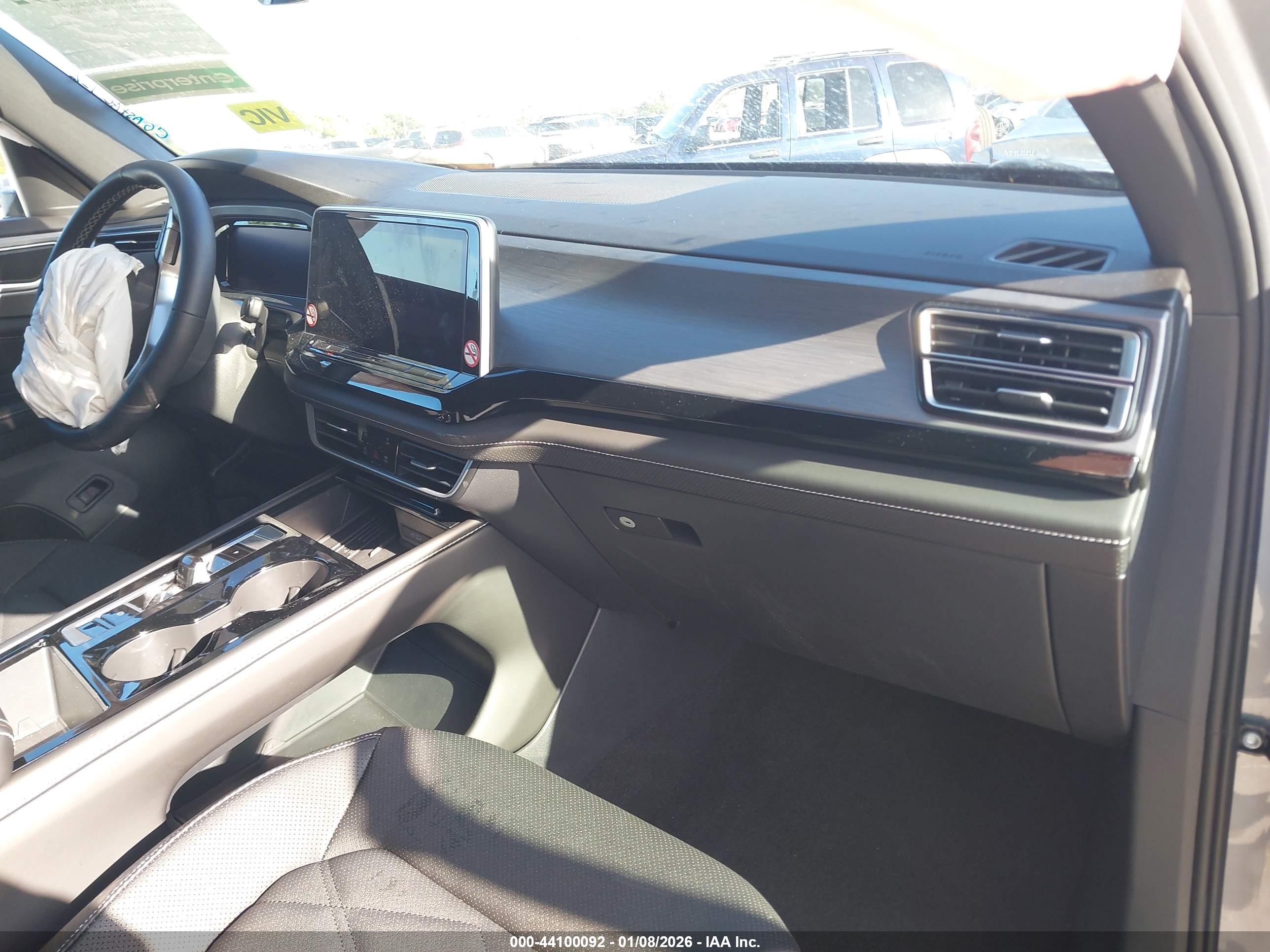 VOLKSWAGEN ATLAS image 5
