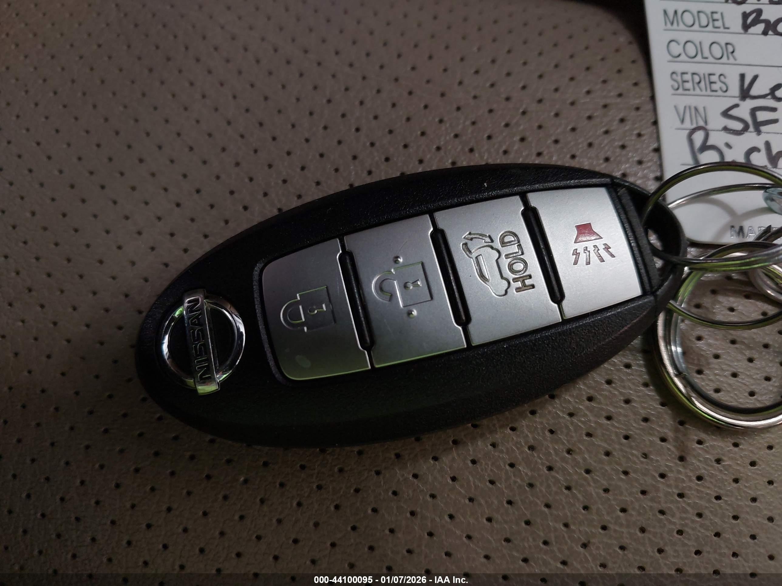 NISSAN ROGUE image 11
