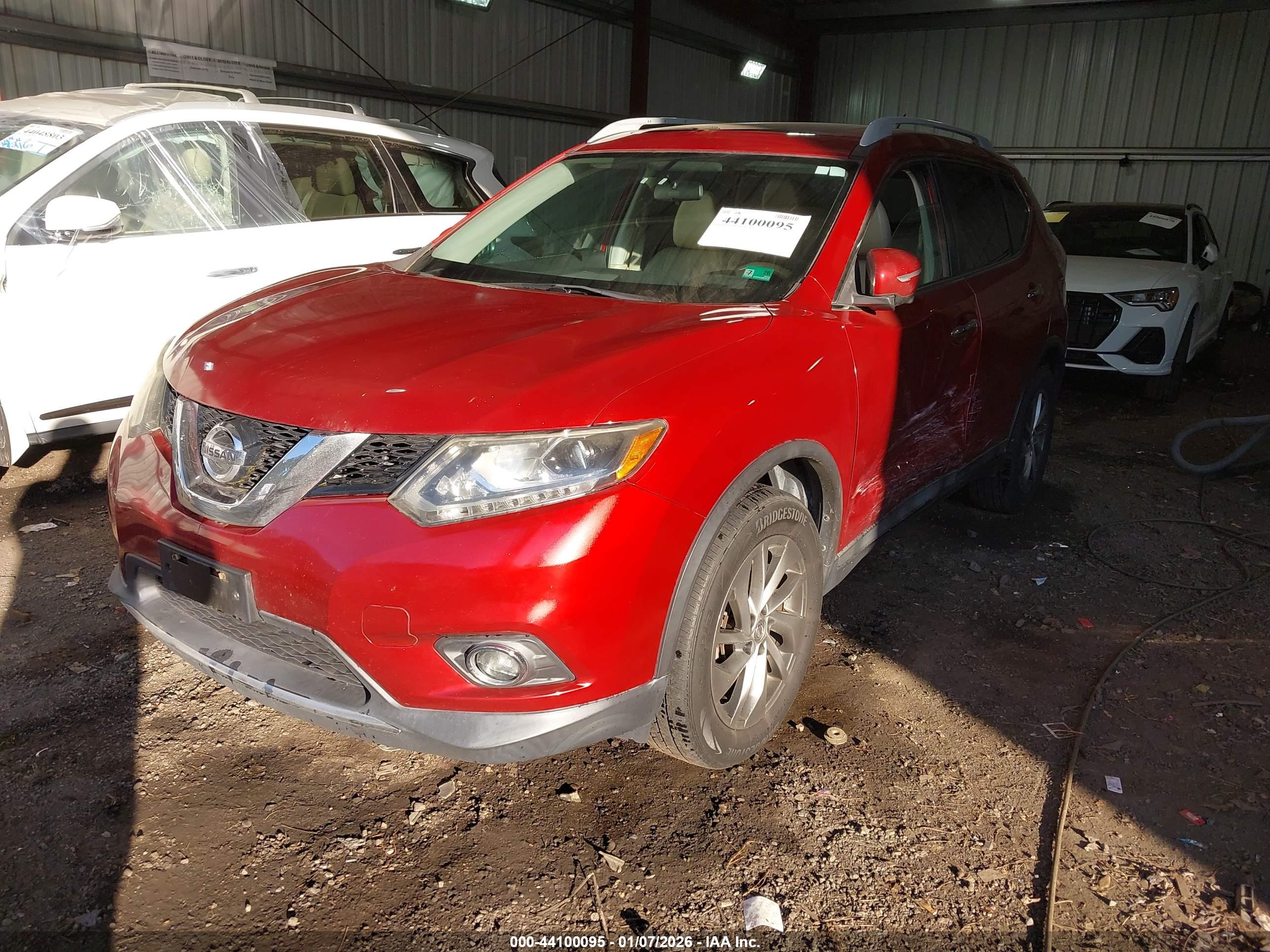 NISSAN ROGUE image 2