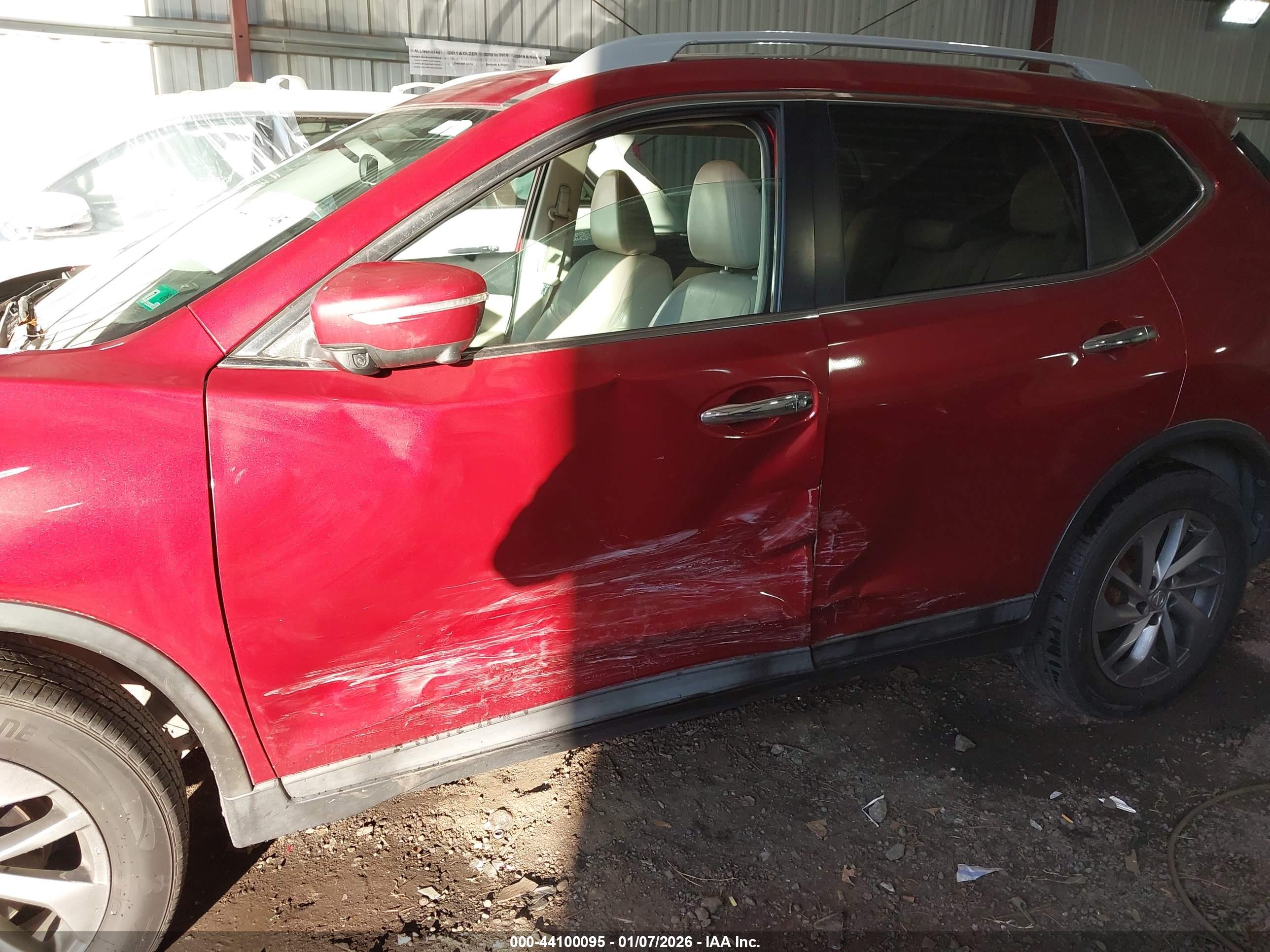NISSAN ROGUE image 6