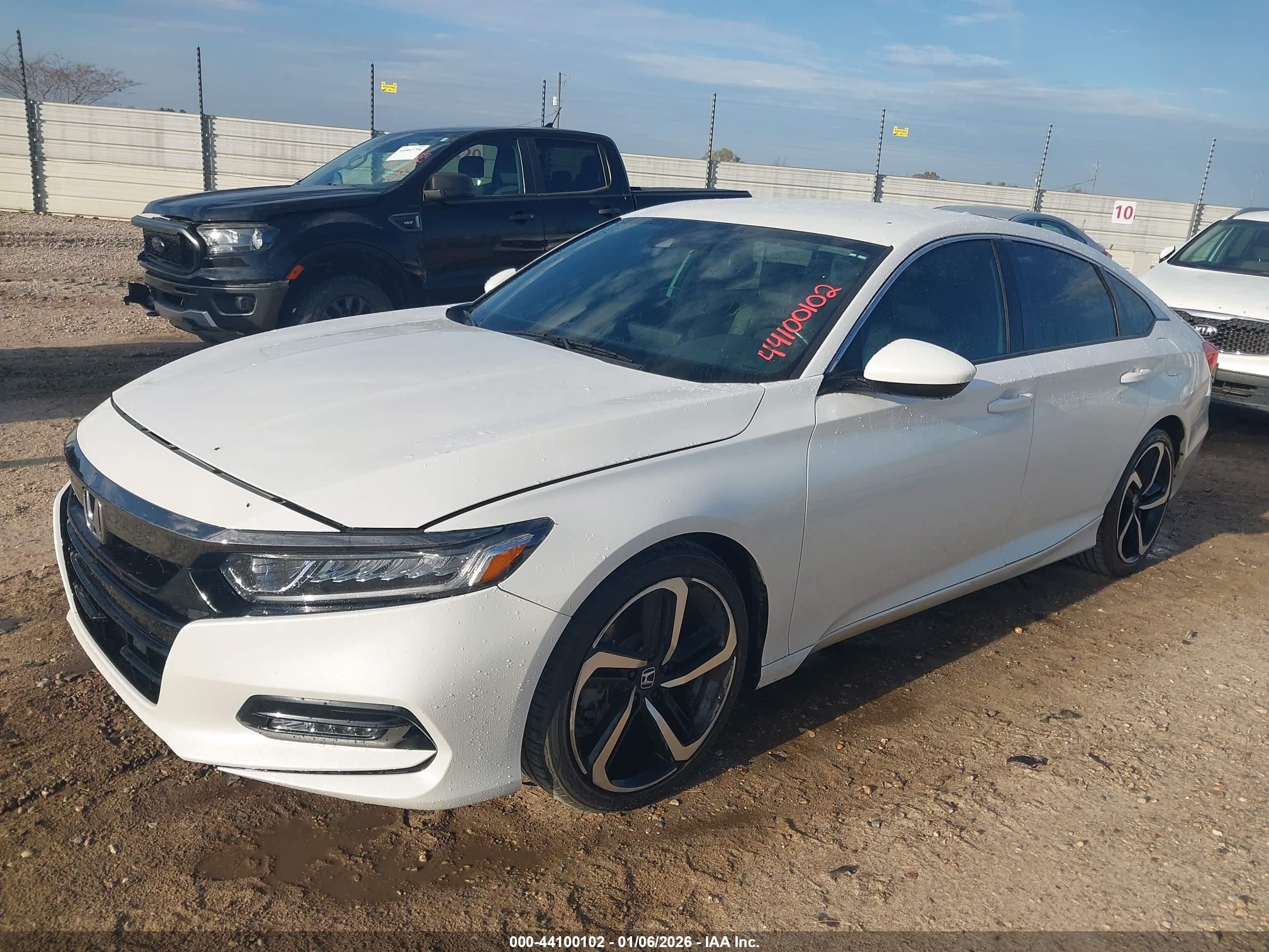 HONDA ACCORD image 2