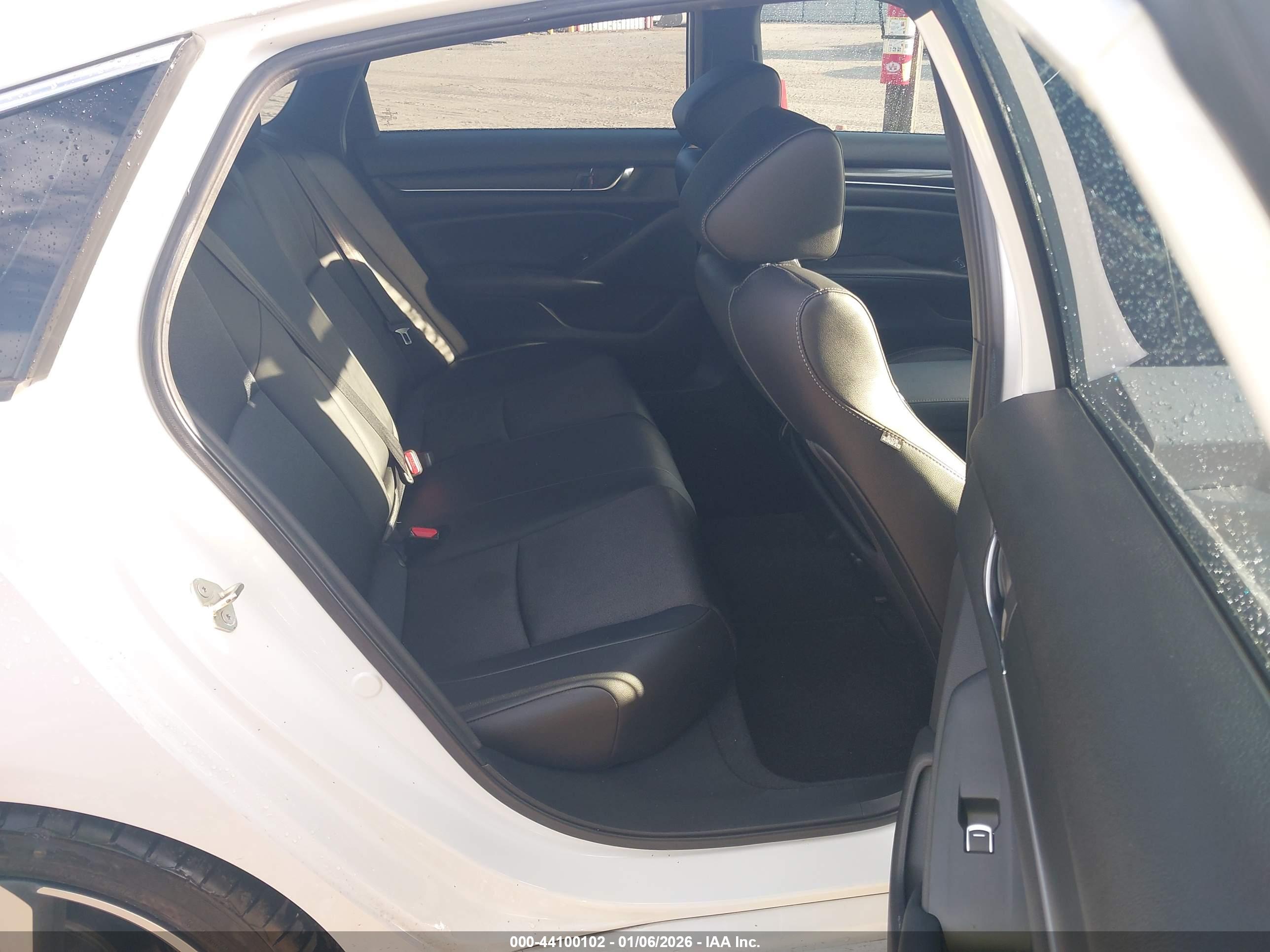 HONDA ACCORD image 8