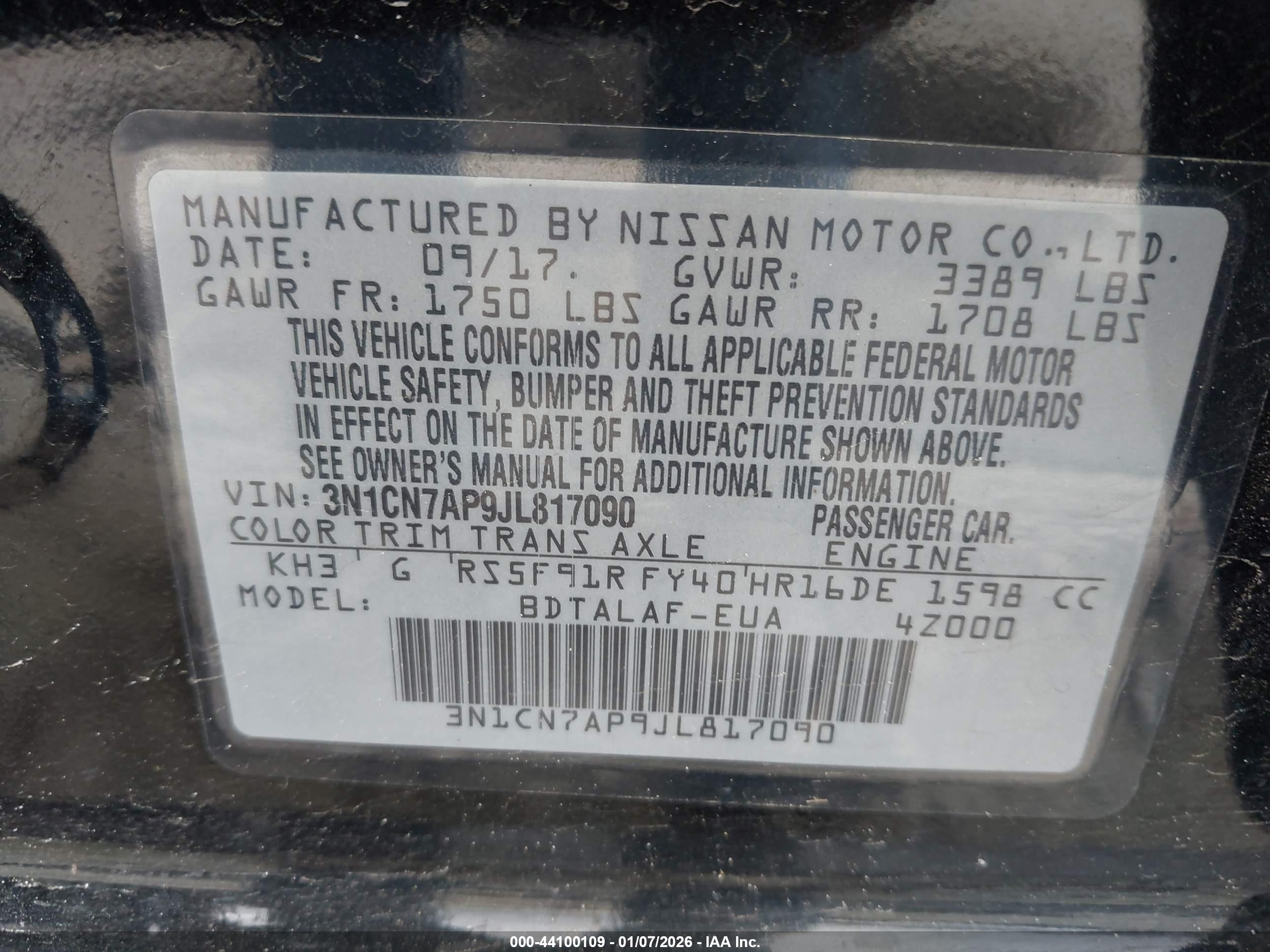 NISSAN VERSA image 9