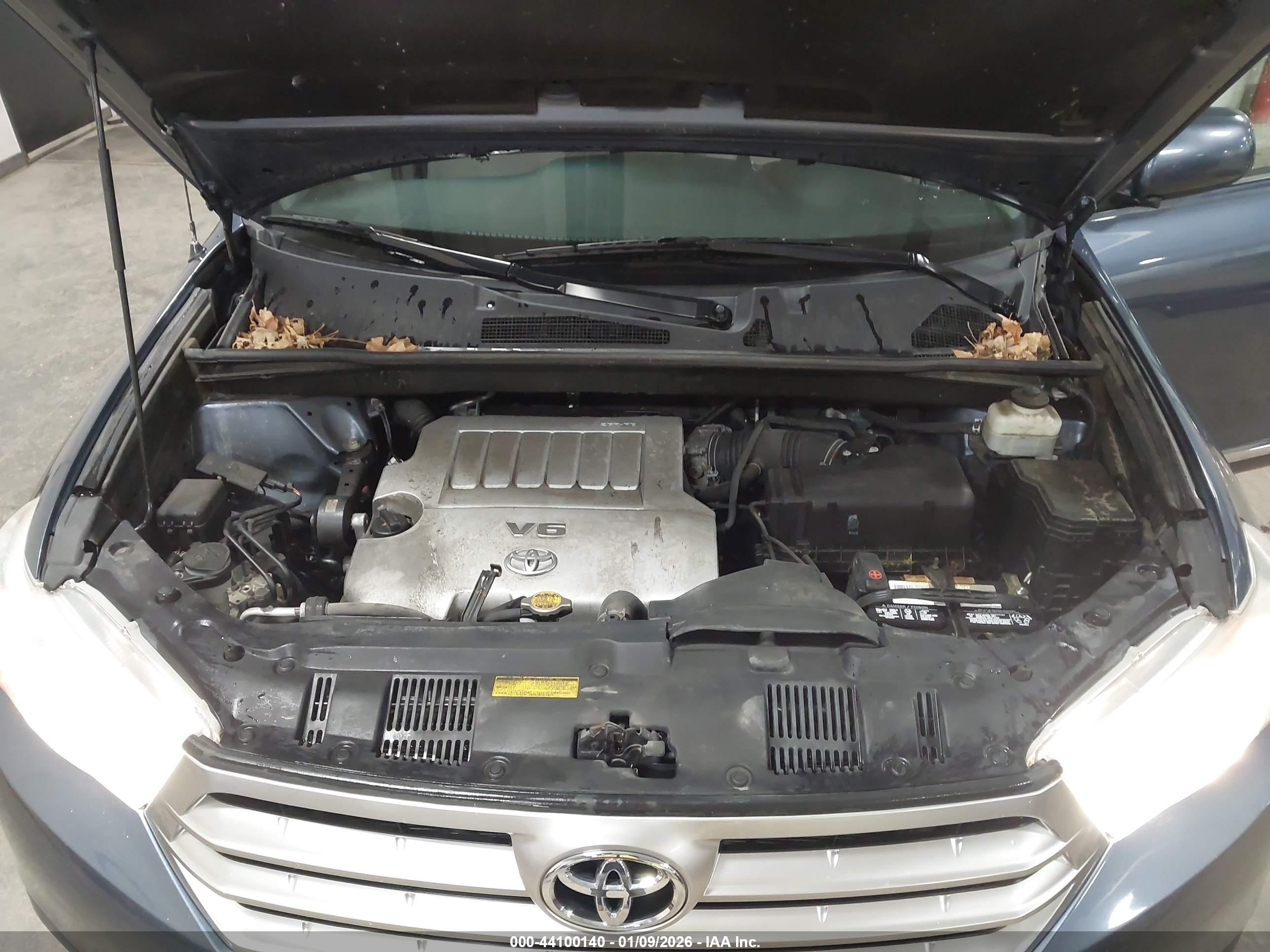 TOYOTA HIGHLANDER image 10