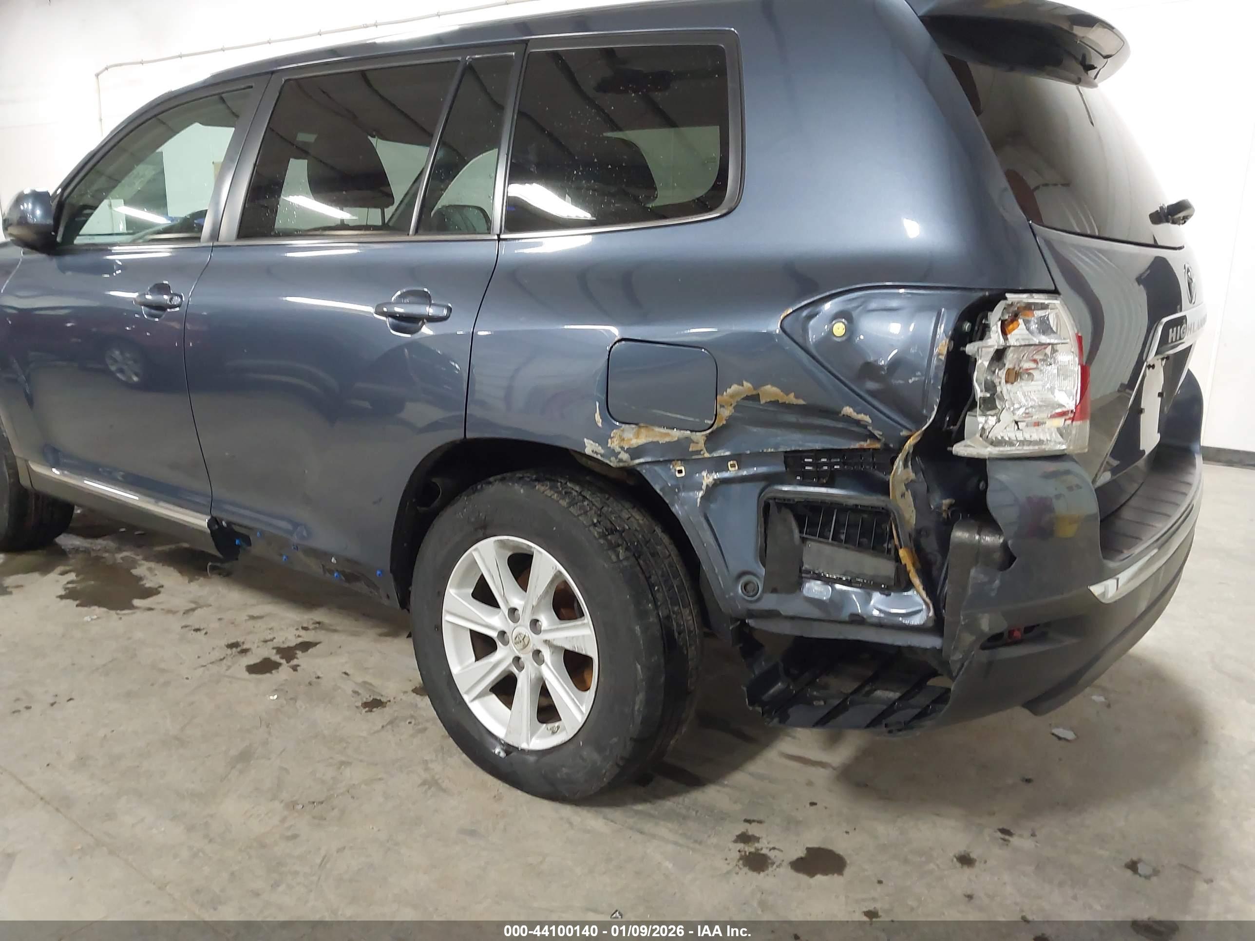 TOYOTA HIGHLANDER image 6