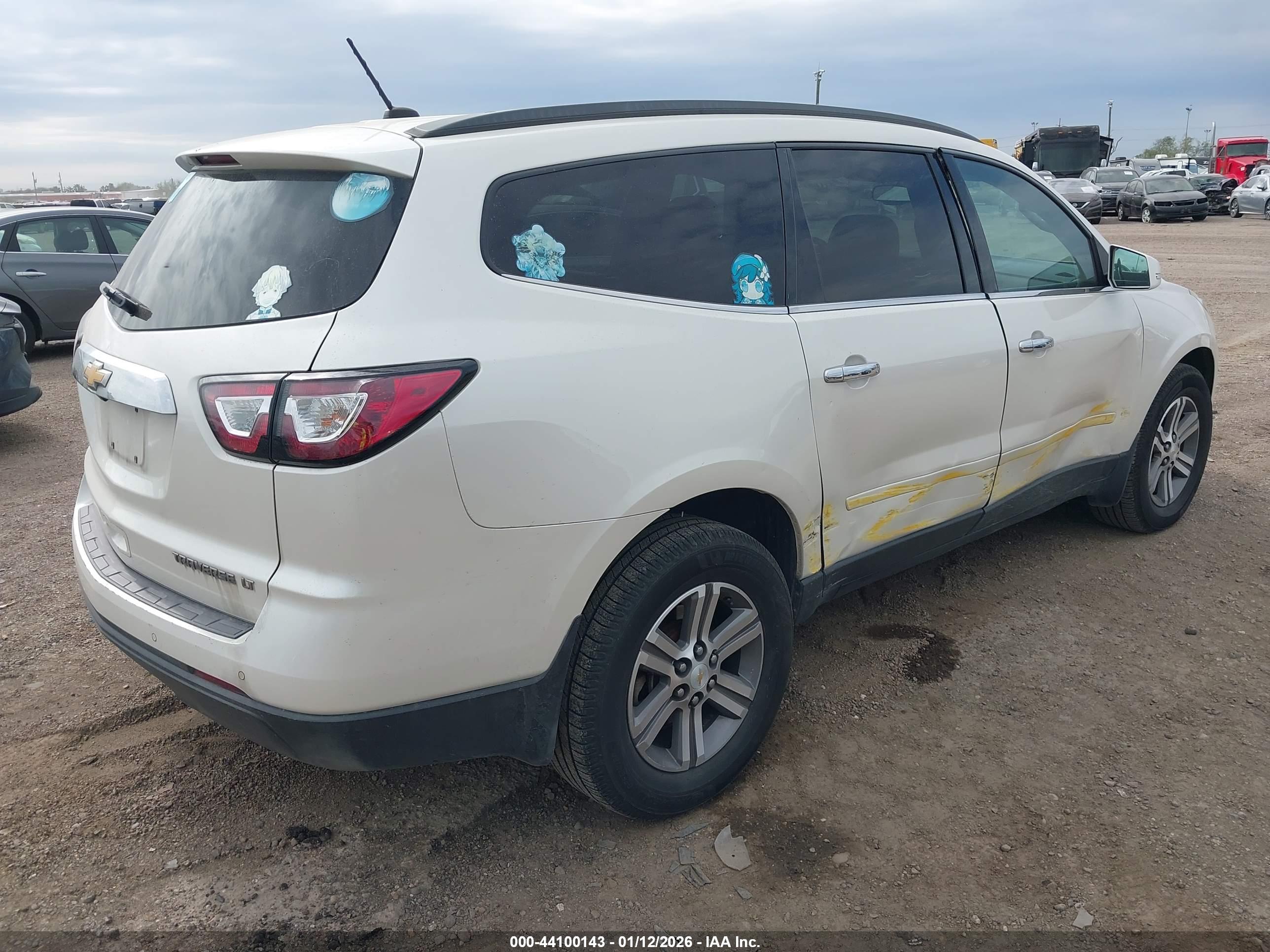 CHEVROLET TRAVERSE image 4