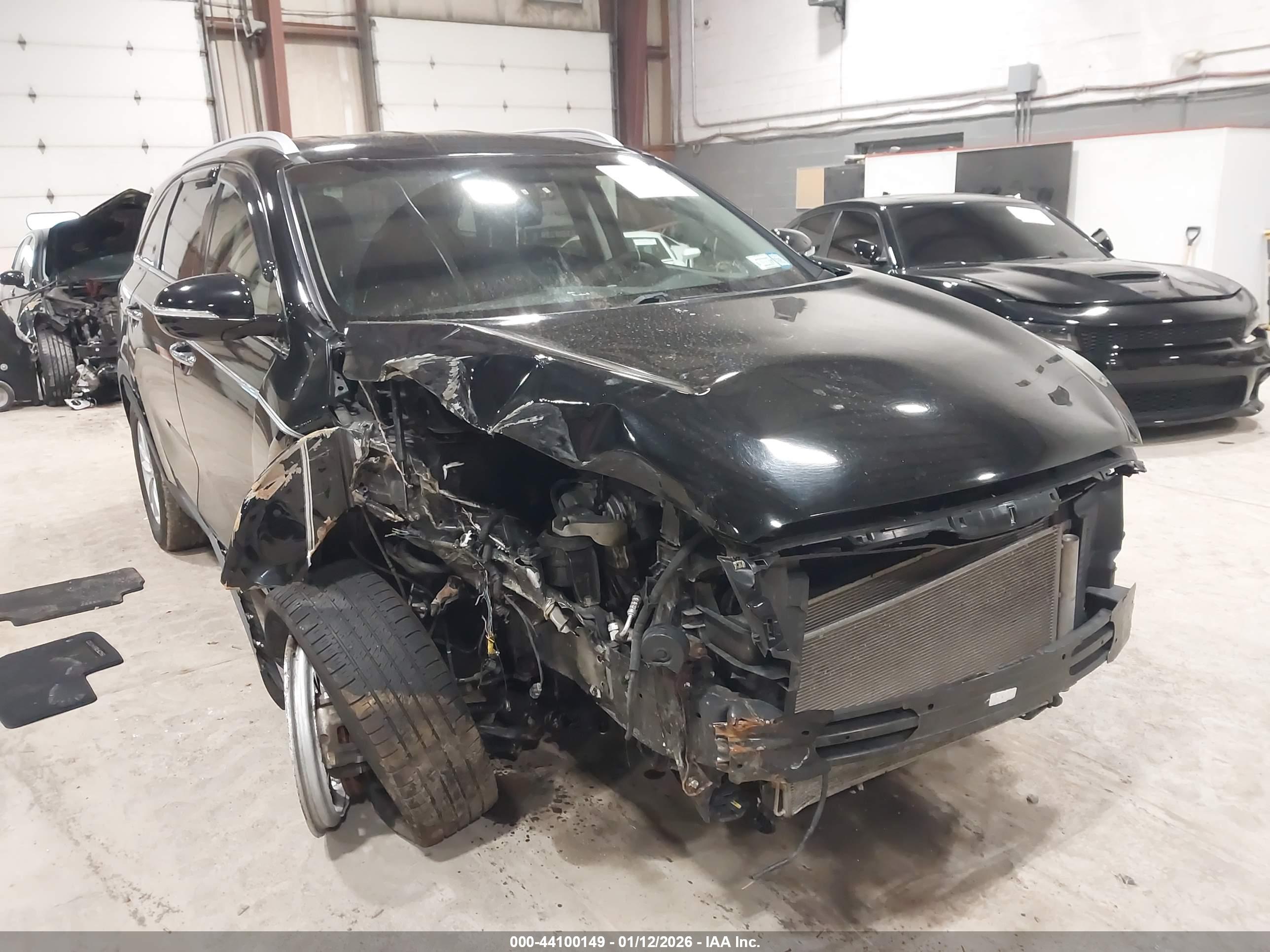 KIA SORENTO image 6