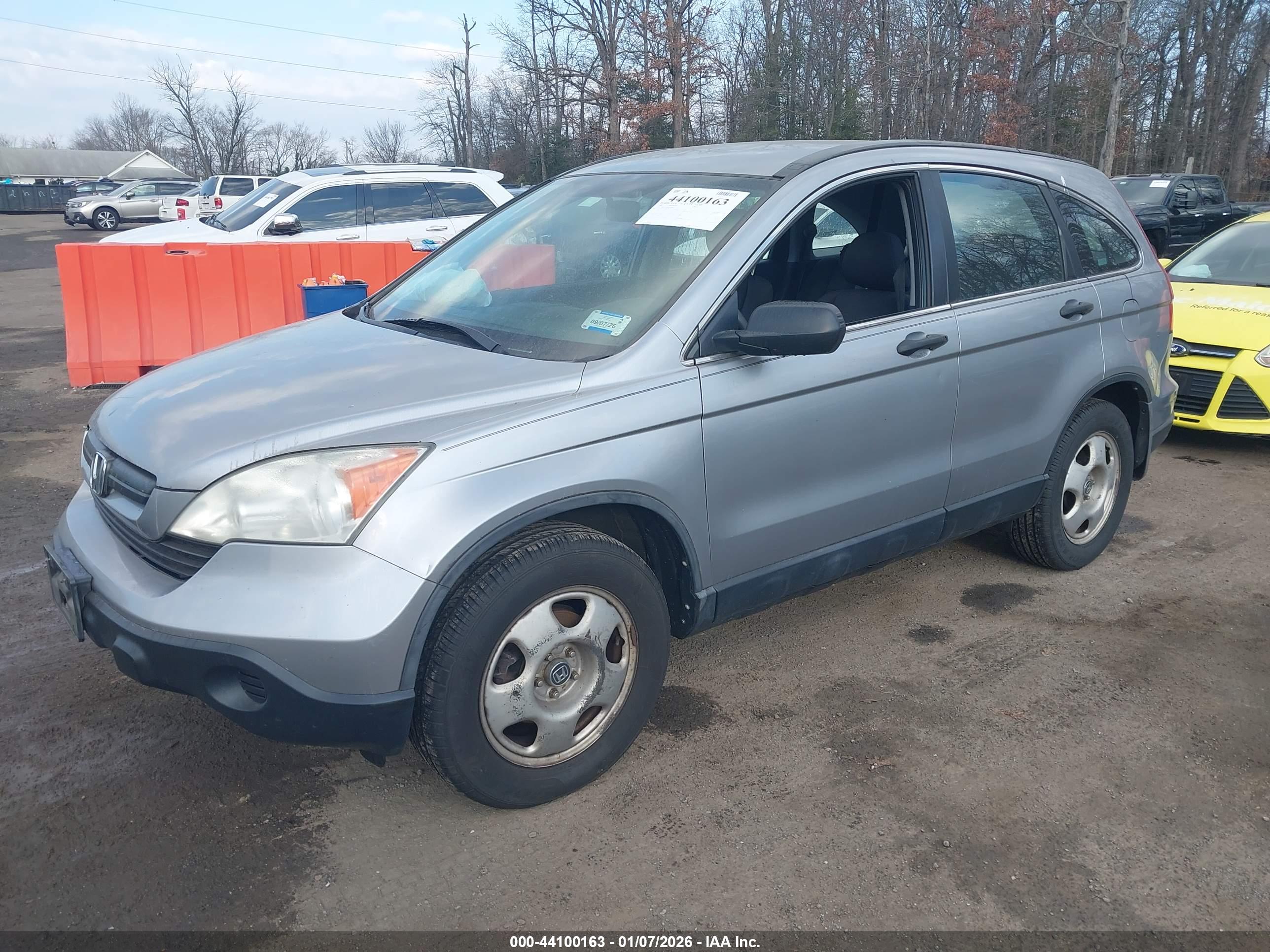HONDA CR-V image 2