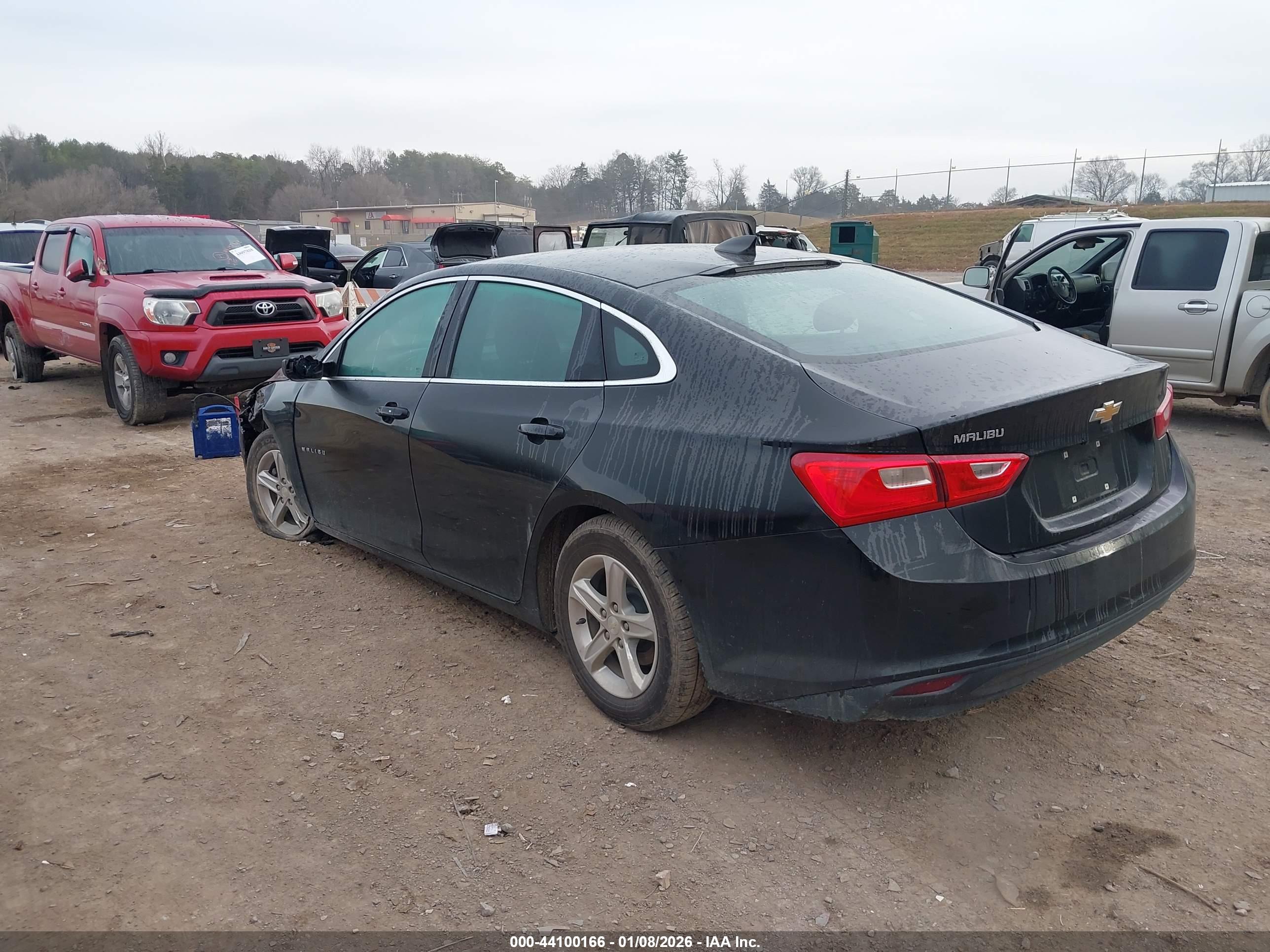 CHEVROLET MALIBU image 3