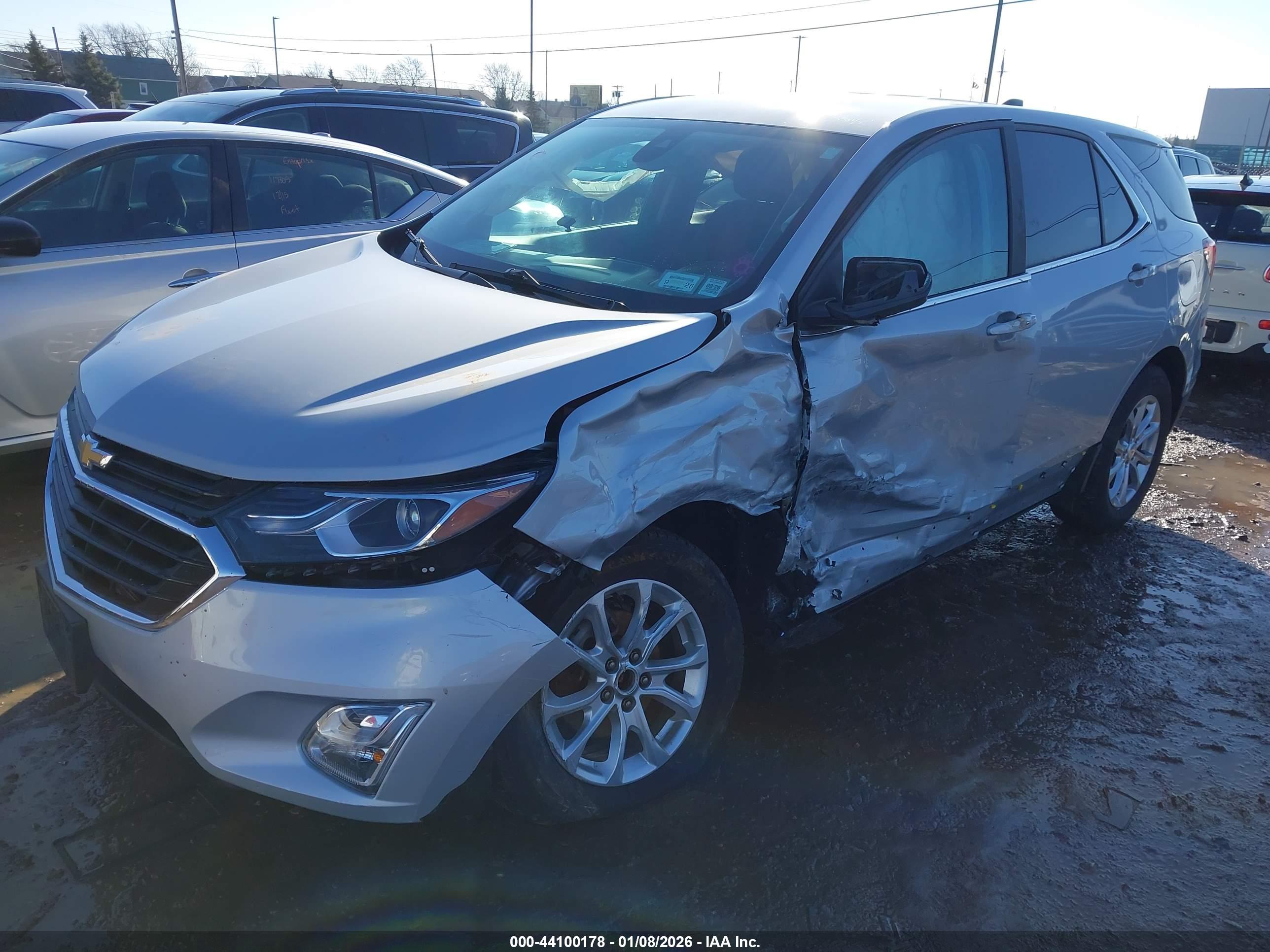CHEVROLET EQUINOX image 2