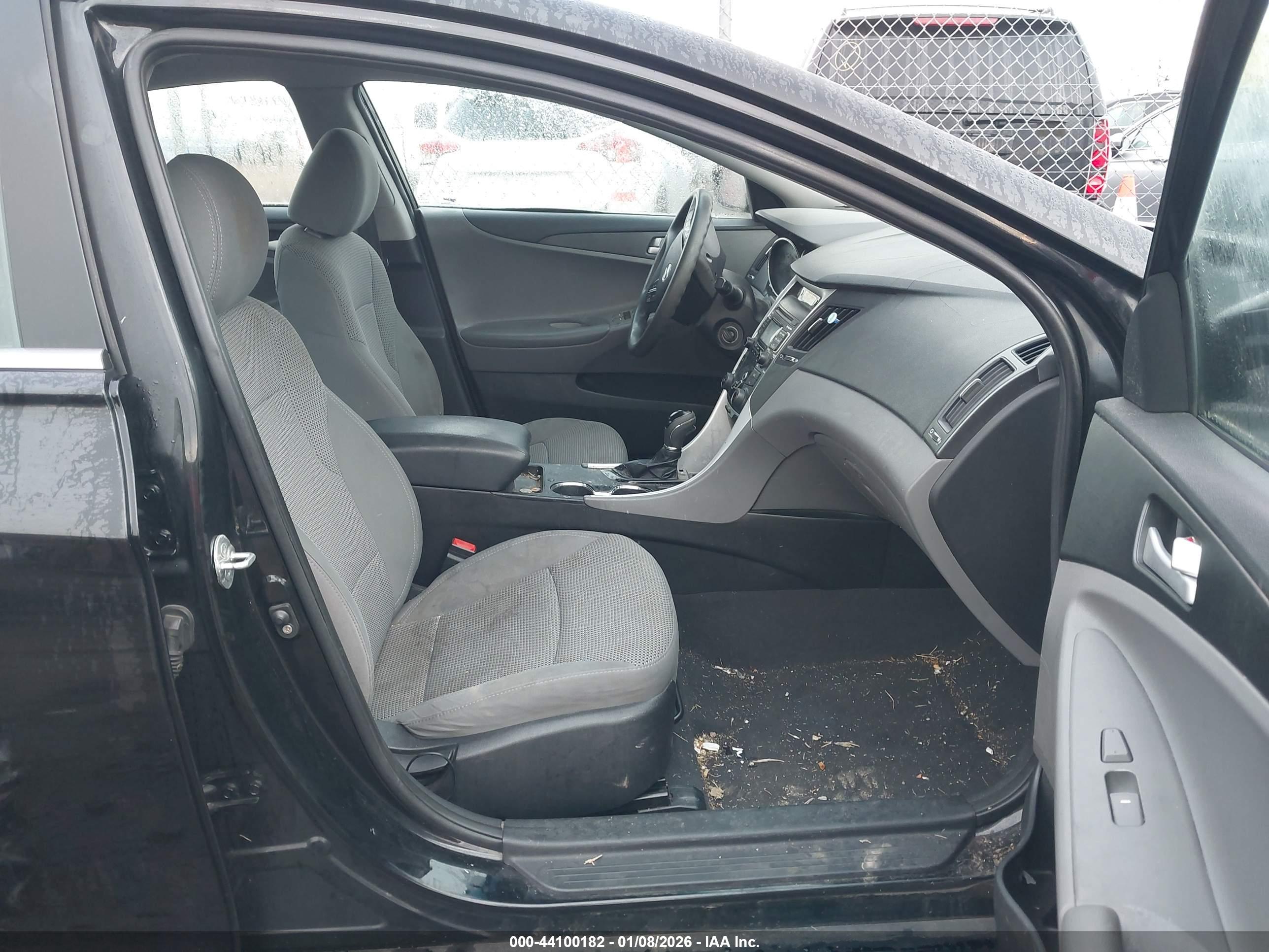 HYUNDAI SONATA image 5