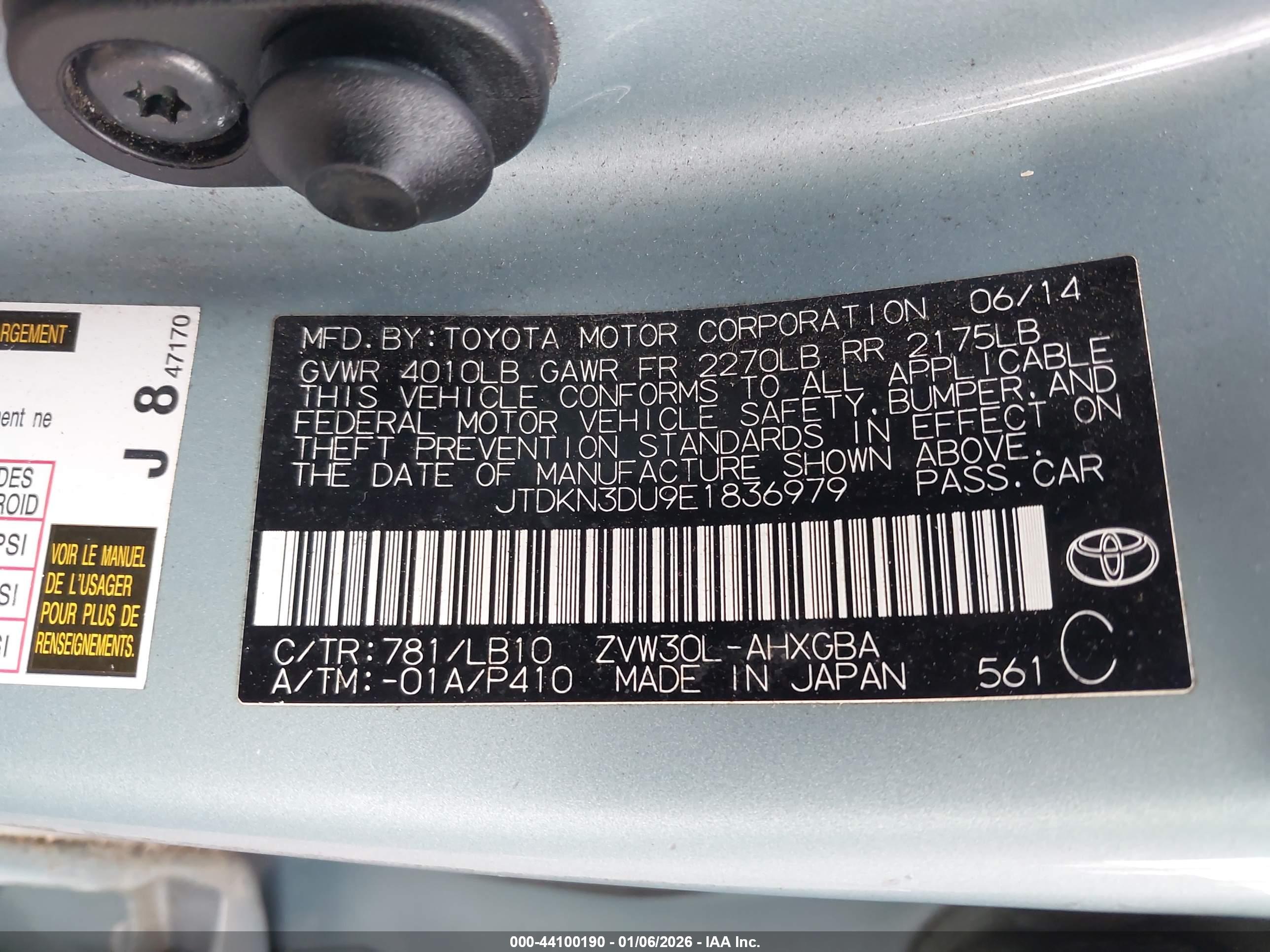 TOYOTA PRIUS image 9