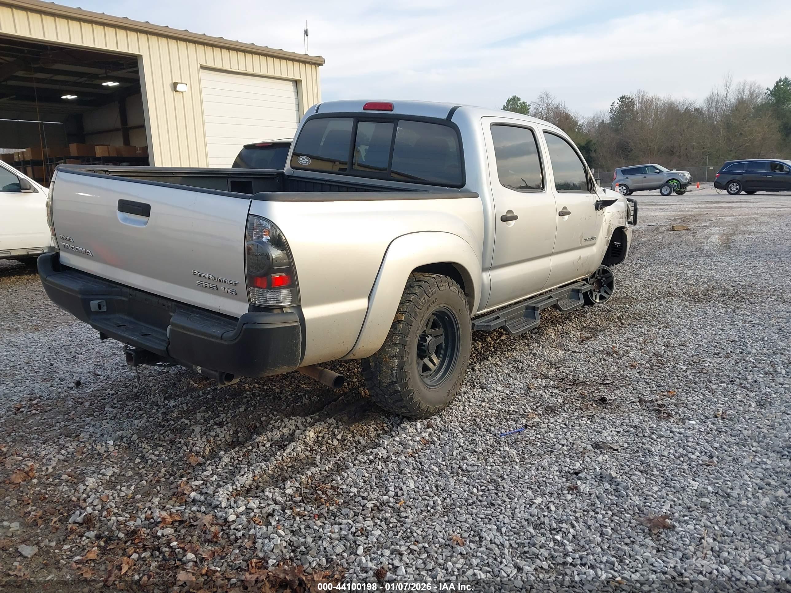 TOYOTA TACOMA image 4