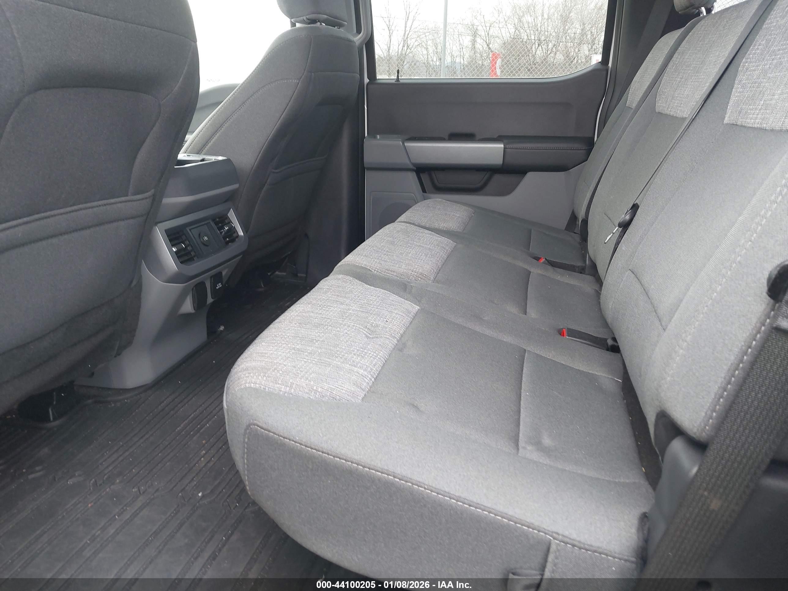 FORD F-250 image 8