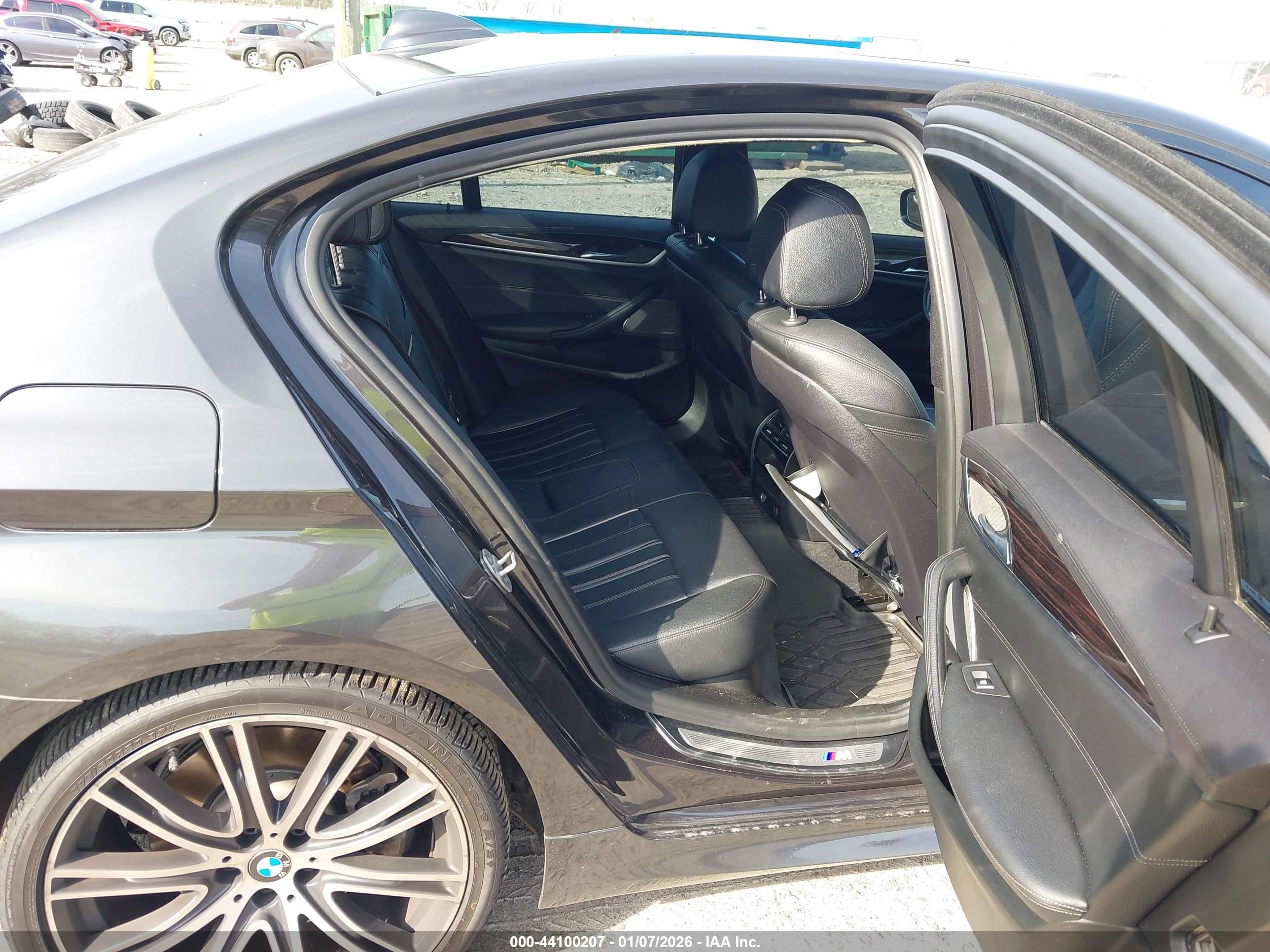 BMW 540I image 8