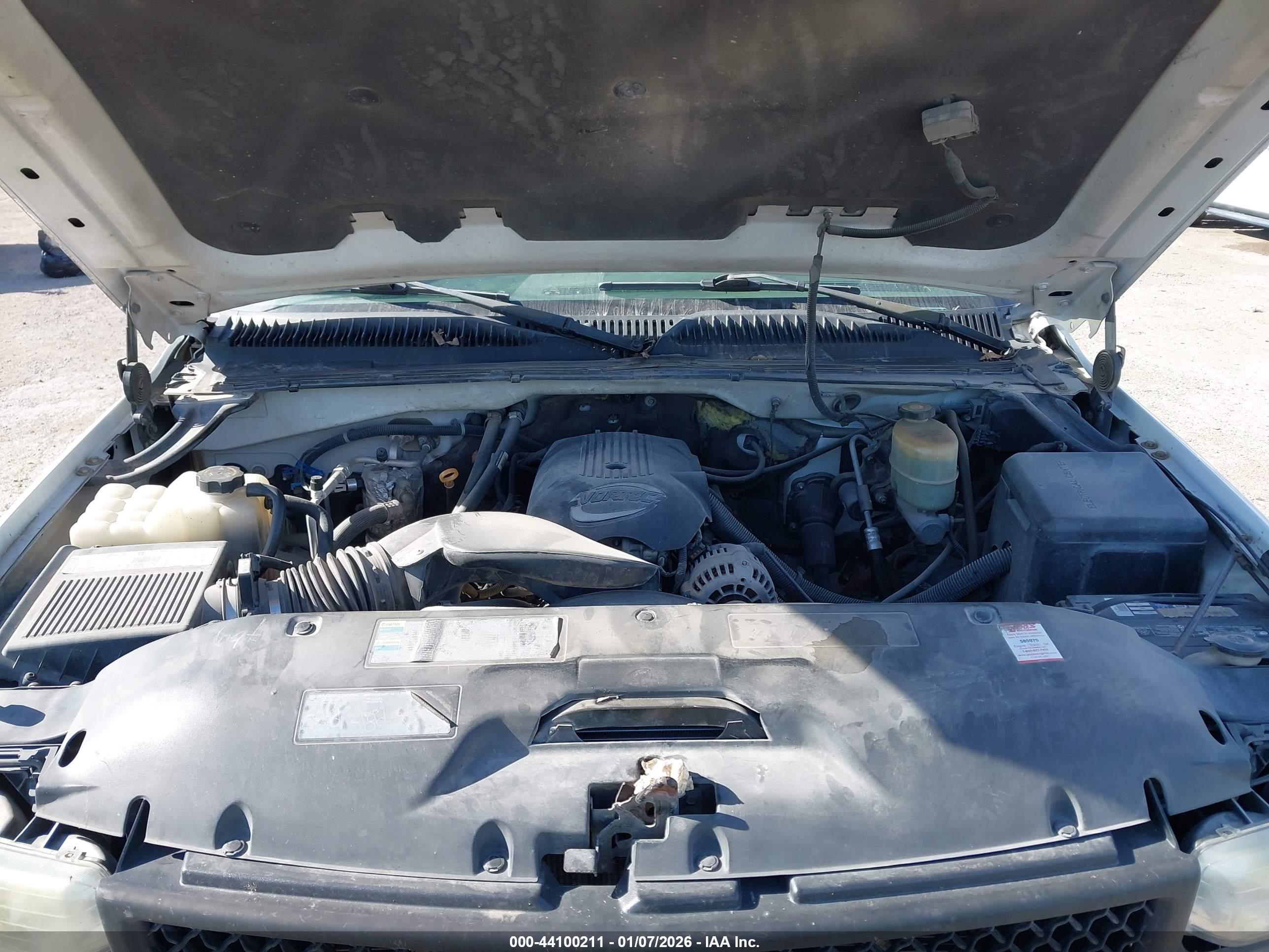 CHEVROLET SILVERADO image 10