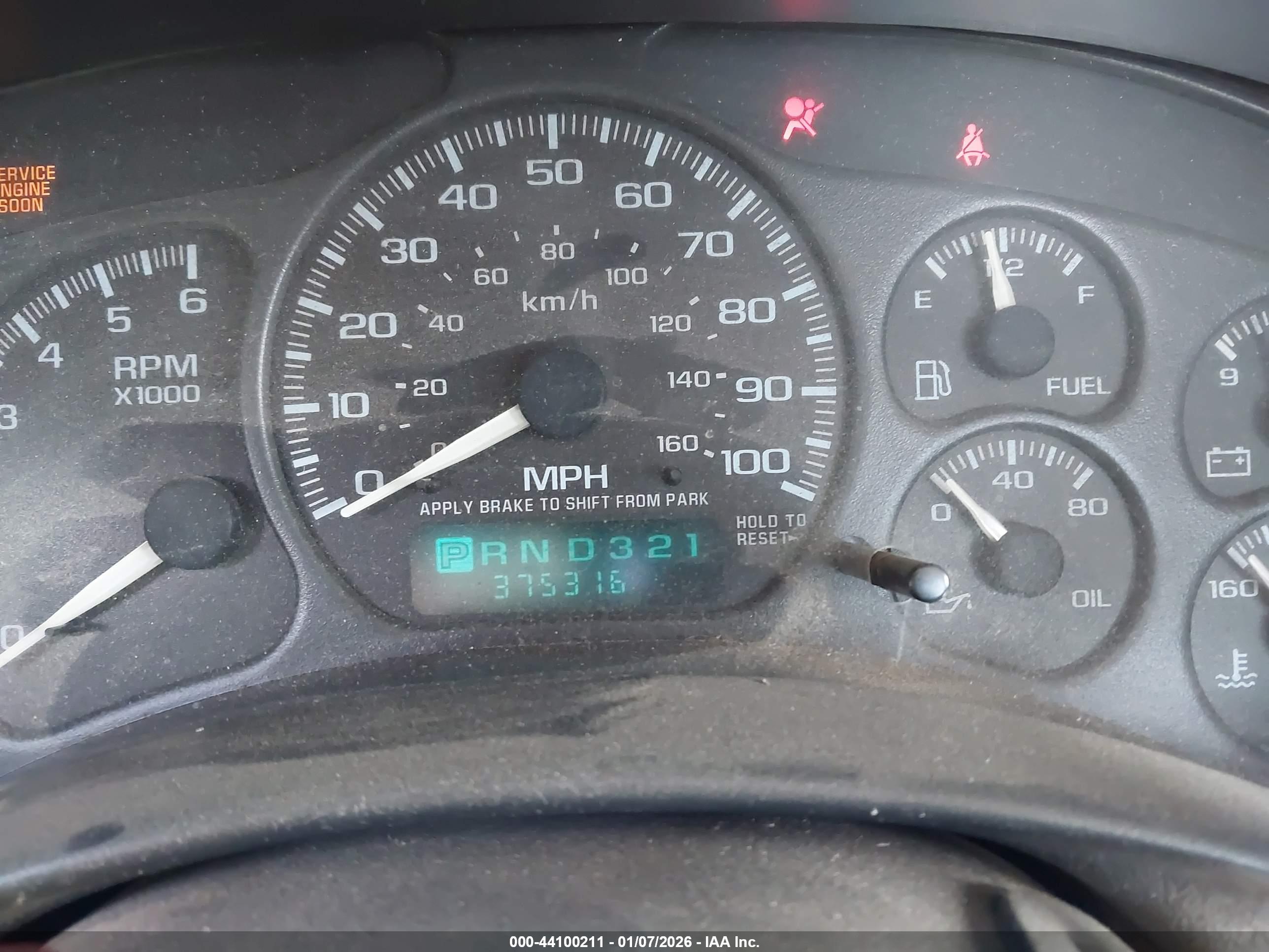 CHEVROLET SILVERADO image 6