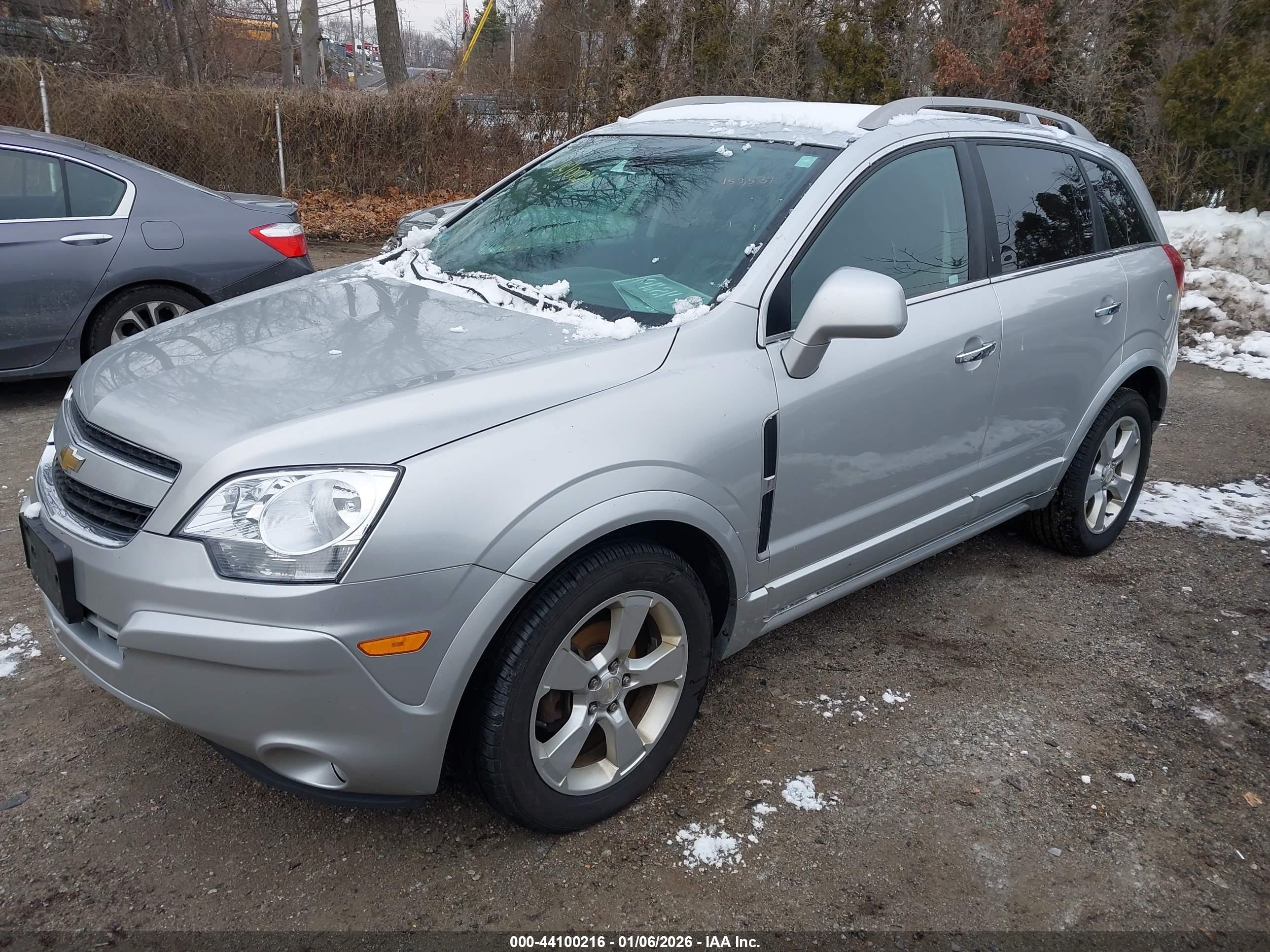 CHEVROLET CAPTIVA image 2