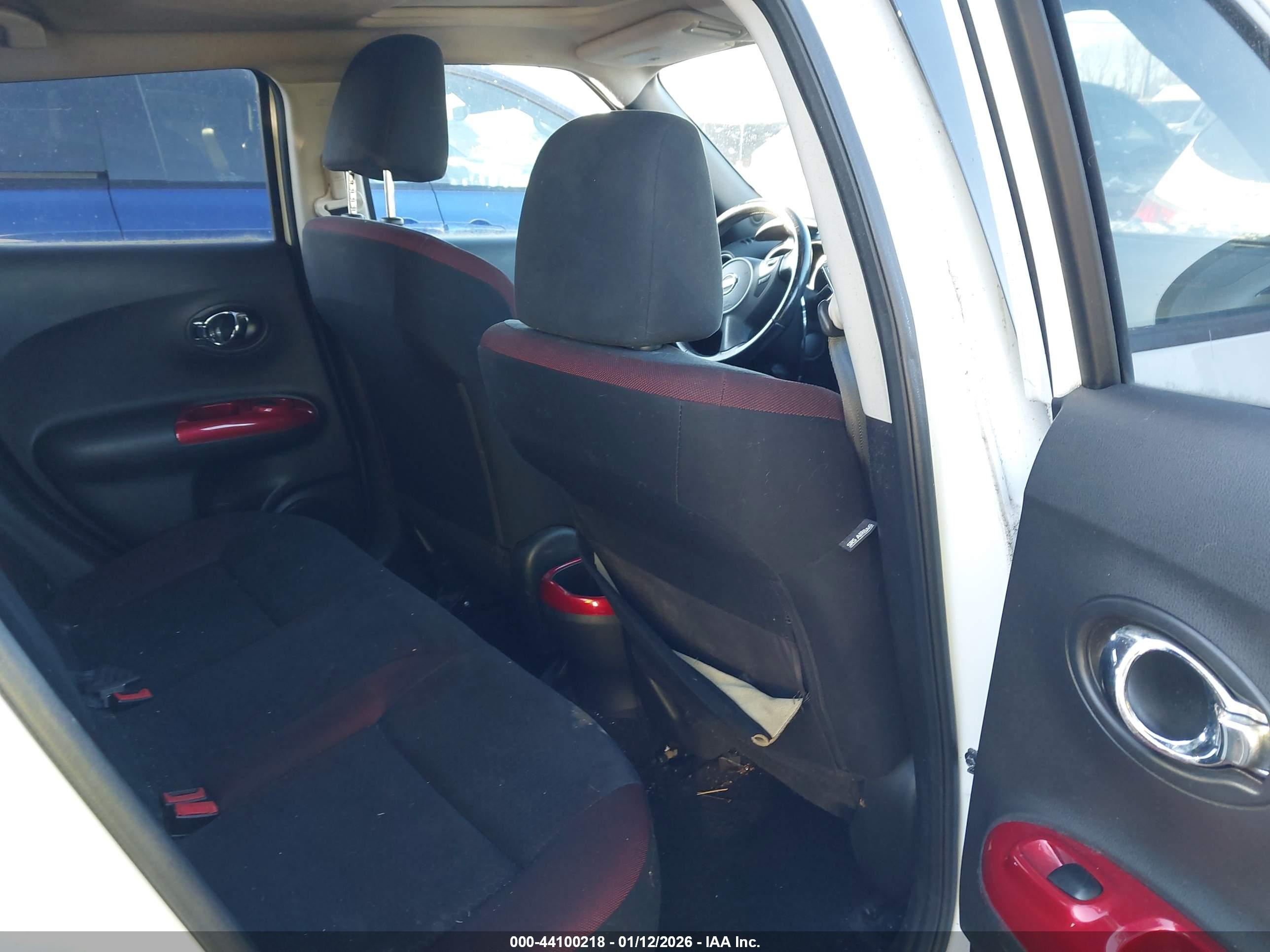 NISSAN JUKE image 8