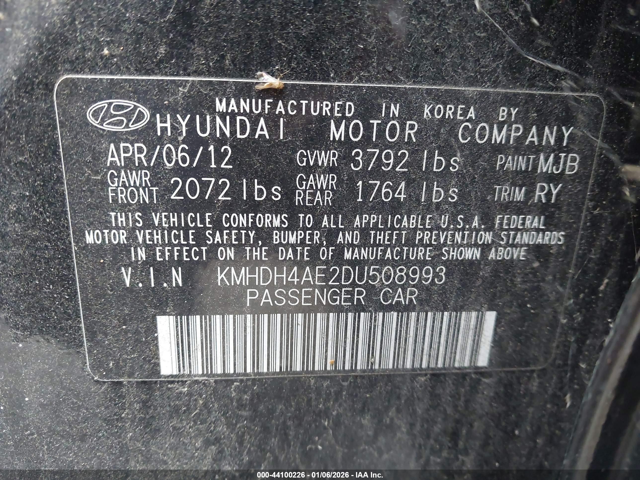 HYUNDAI ELANTRA image 9