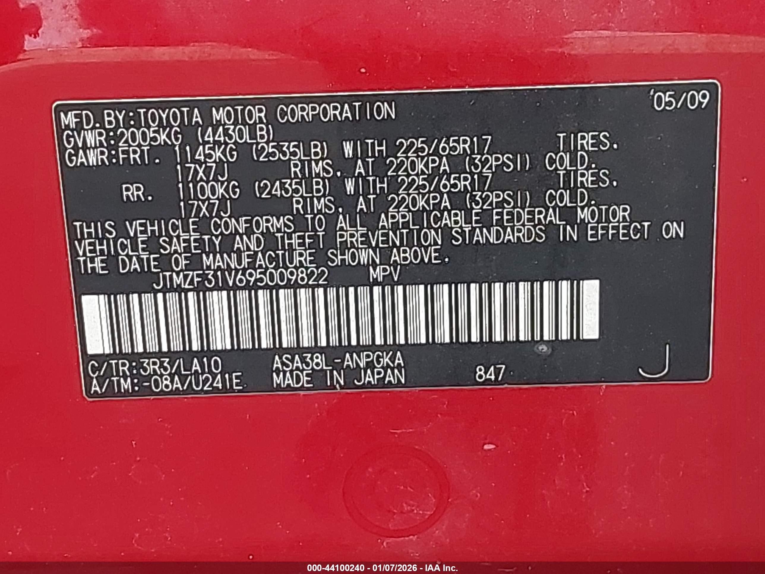 TOYOTA RAV4 image 9