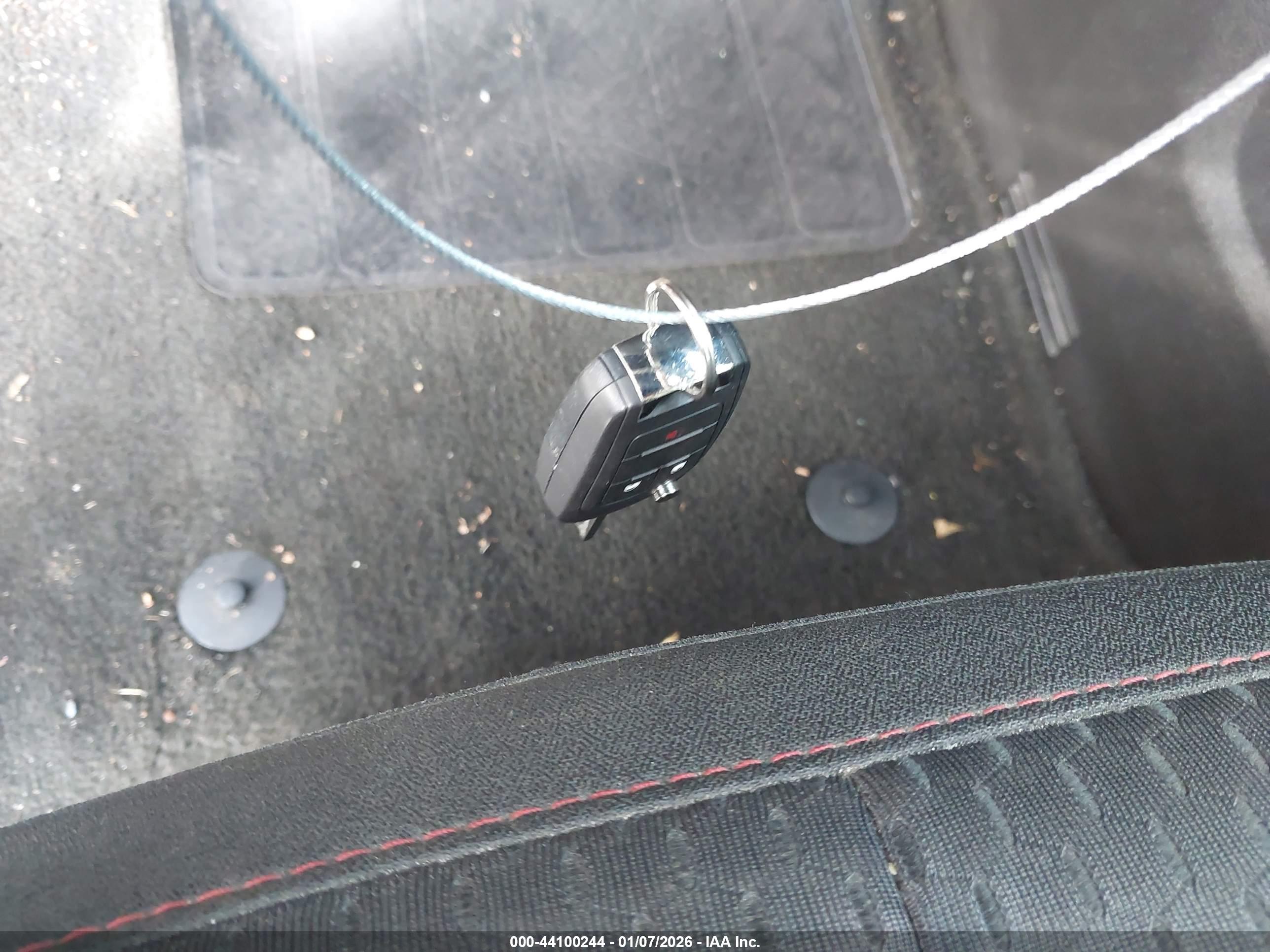 GMC TERRAIN image 11