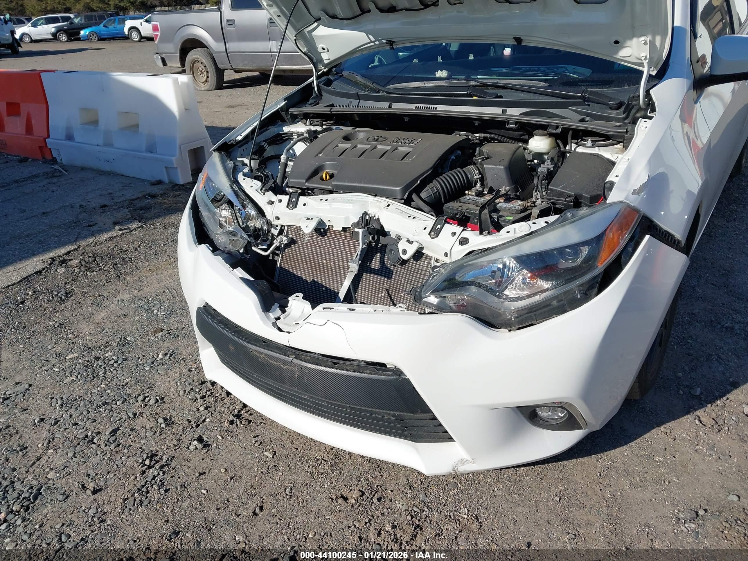 TOYOTA COROLLA image 6
