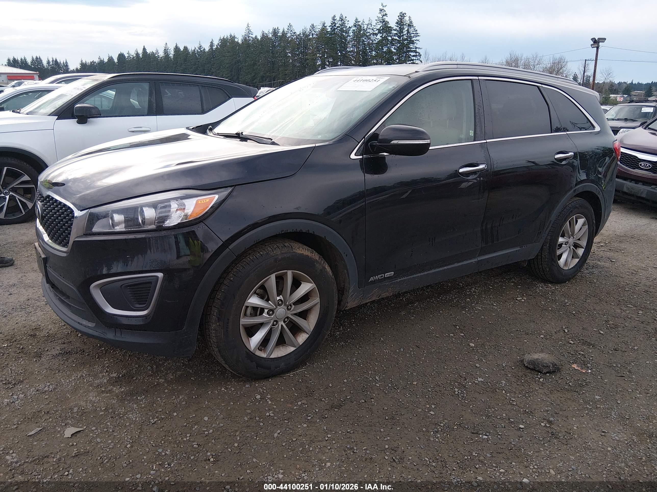 KIA SORENTO image 2