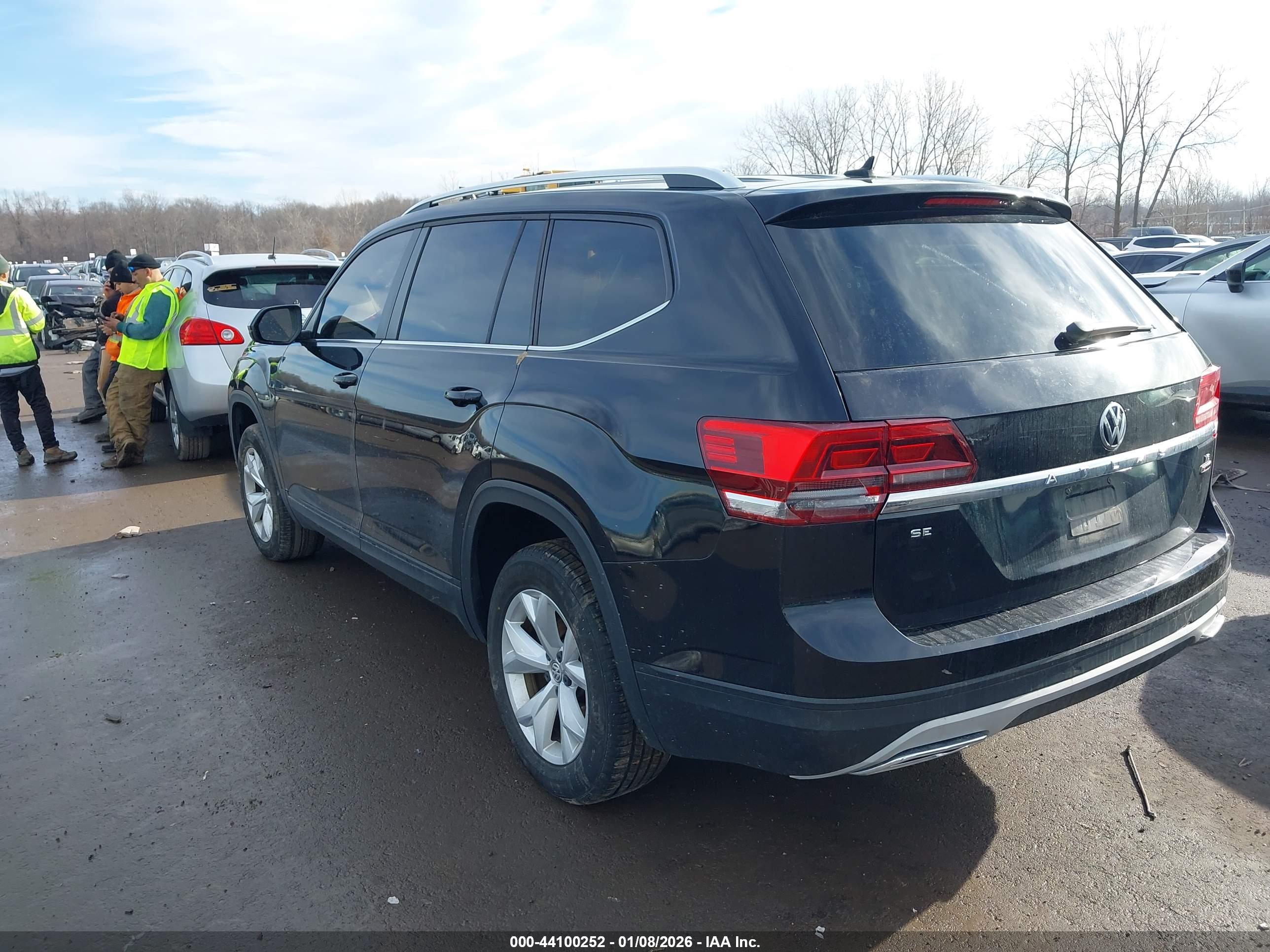 VOLKSWAGEN ATLAS image 3