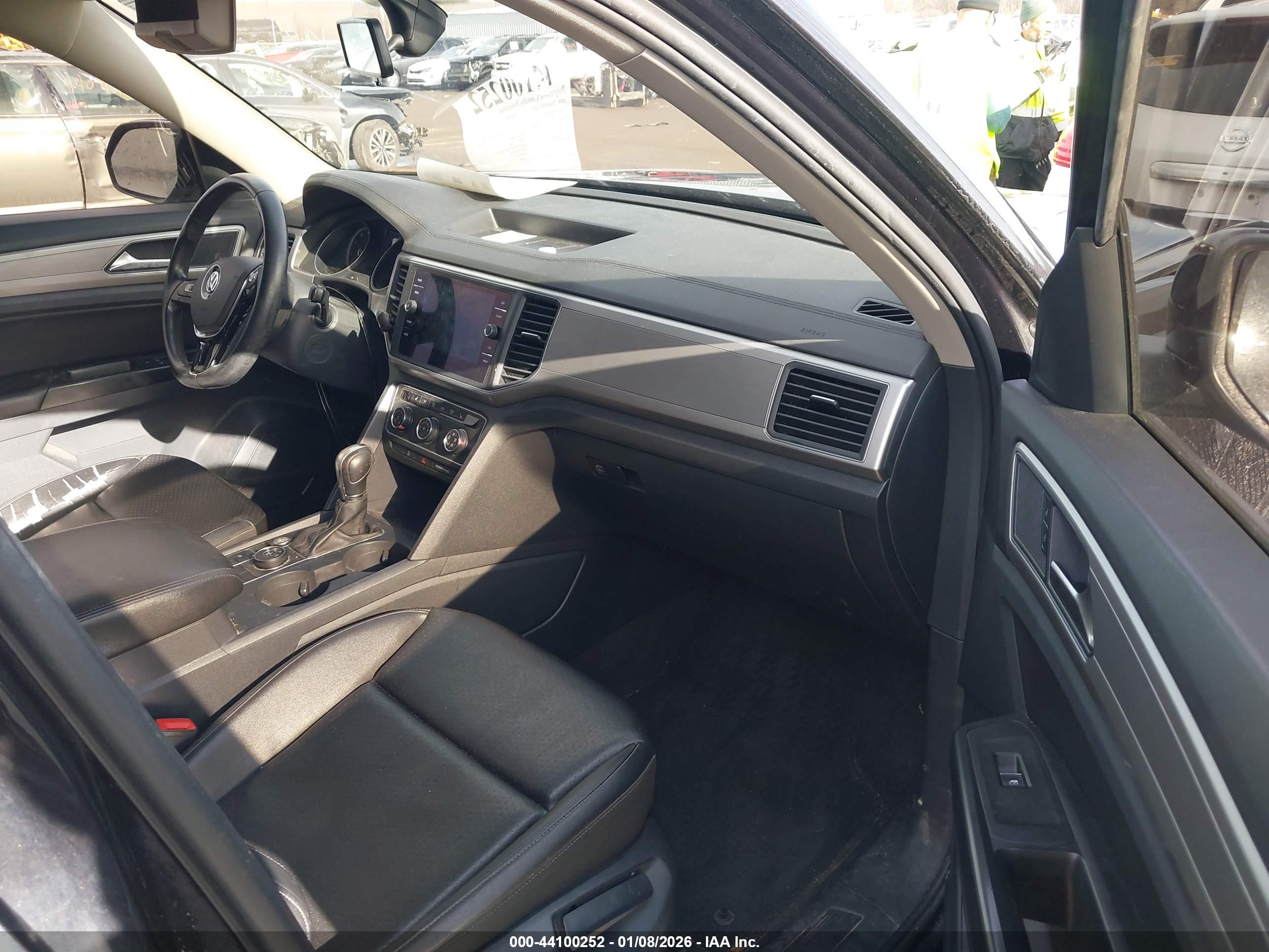 VOLKSWAGEN ATLAS image 5