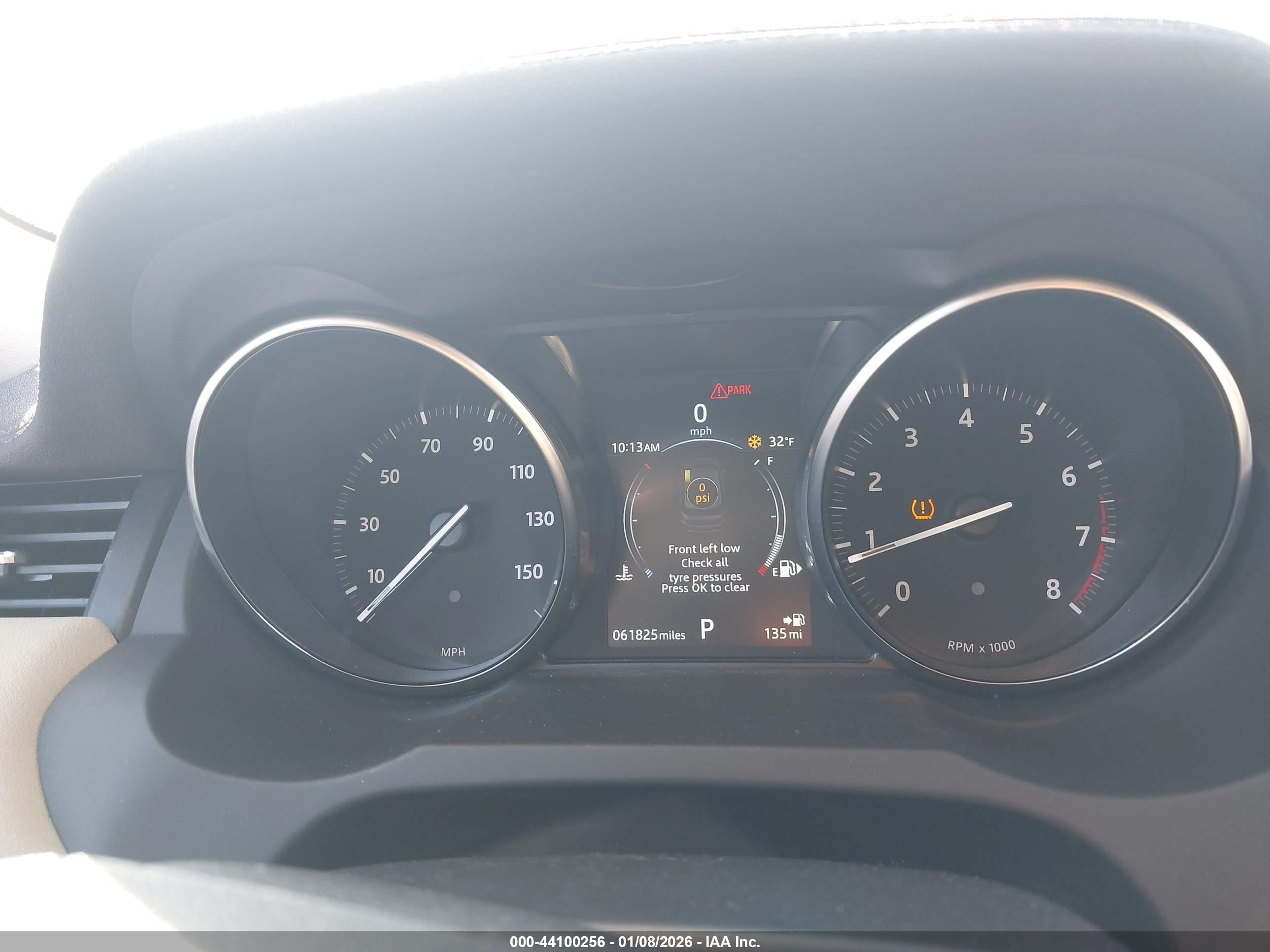 LAND ROVER image 7