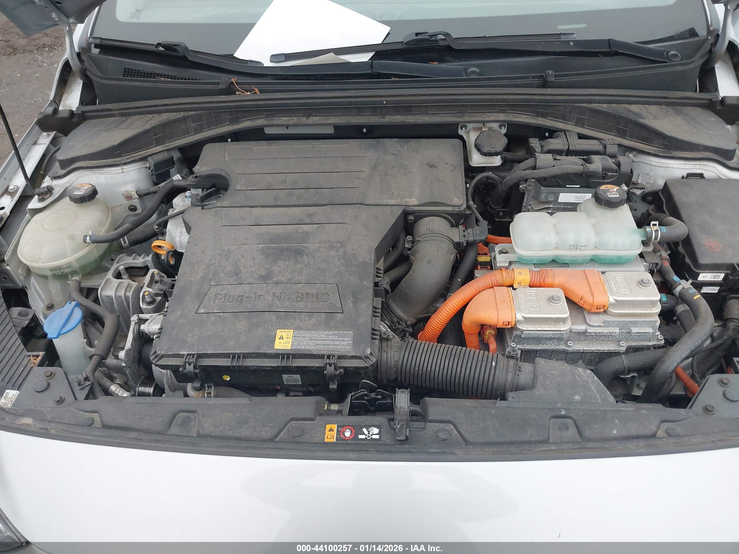 HYUNDAI IONIQ image 10