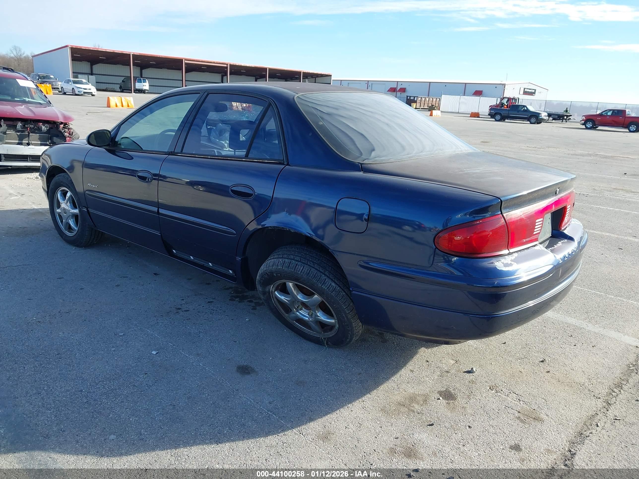 BUICK REGAL image 3